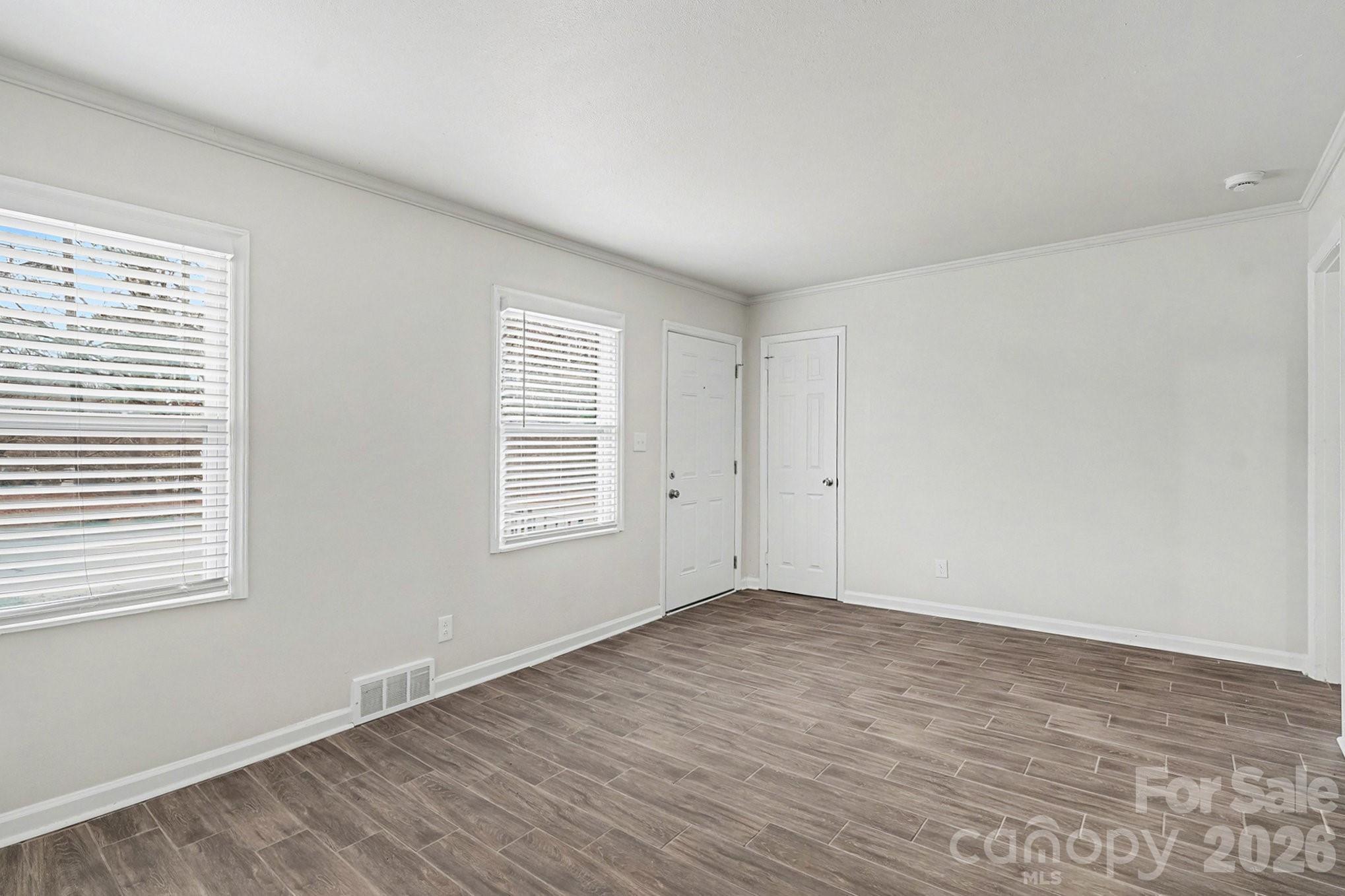 3431 Shamrock Drive — Charlotte