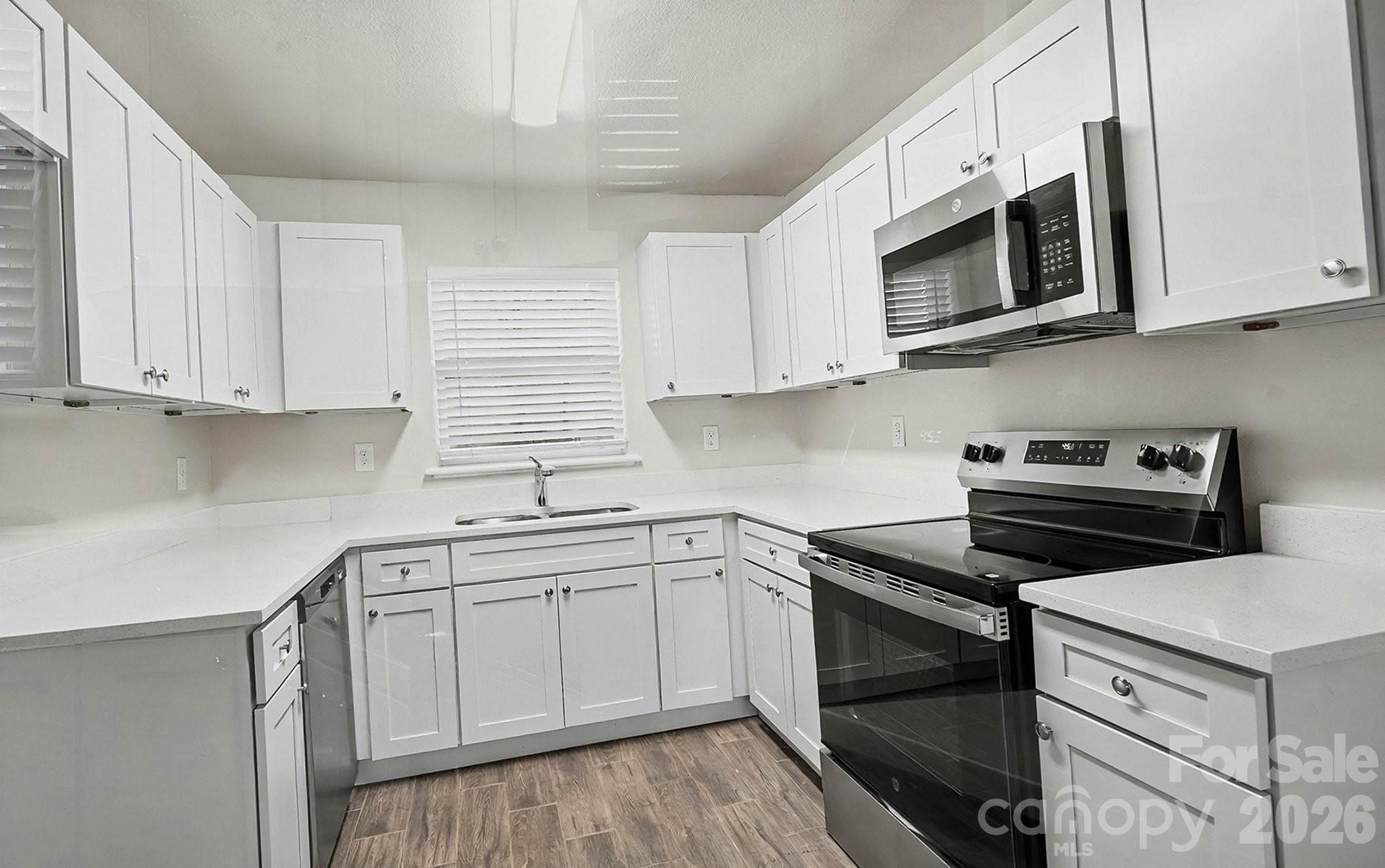 3431 Shamrock Drive — Charlotte