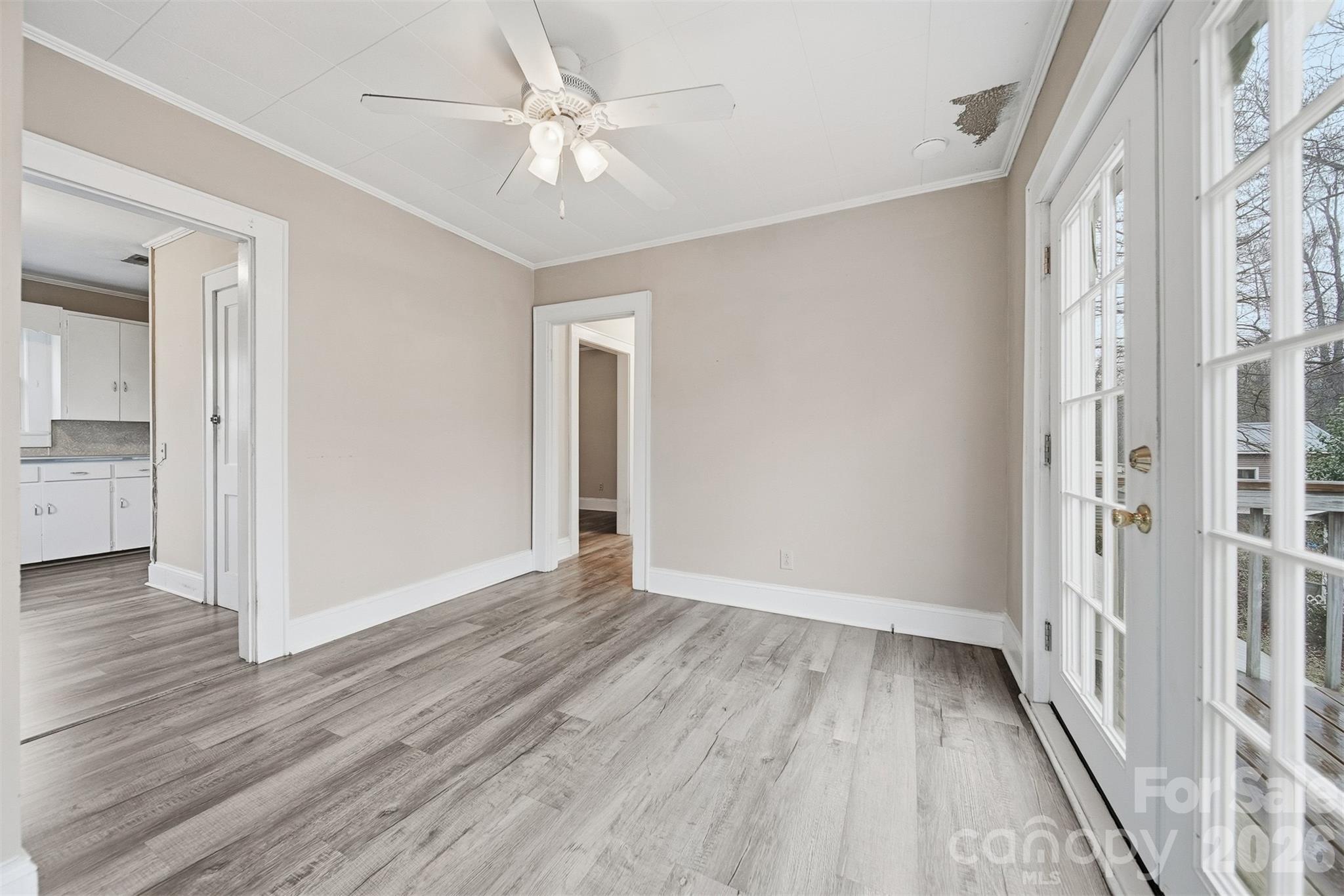 2036 4th Street NE — Hickory