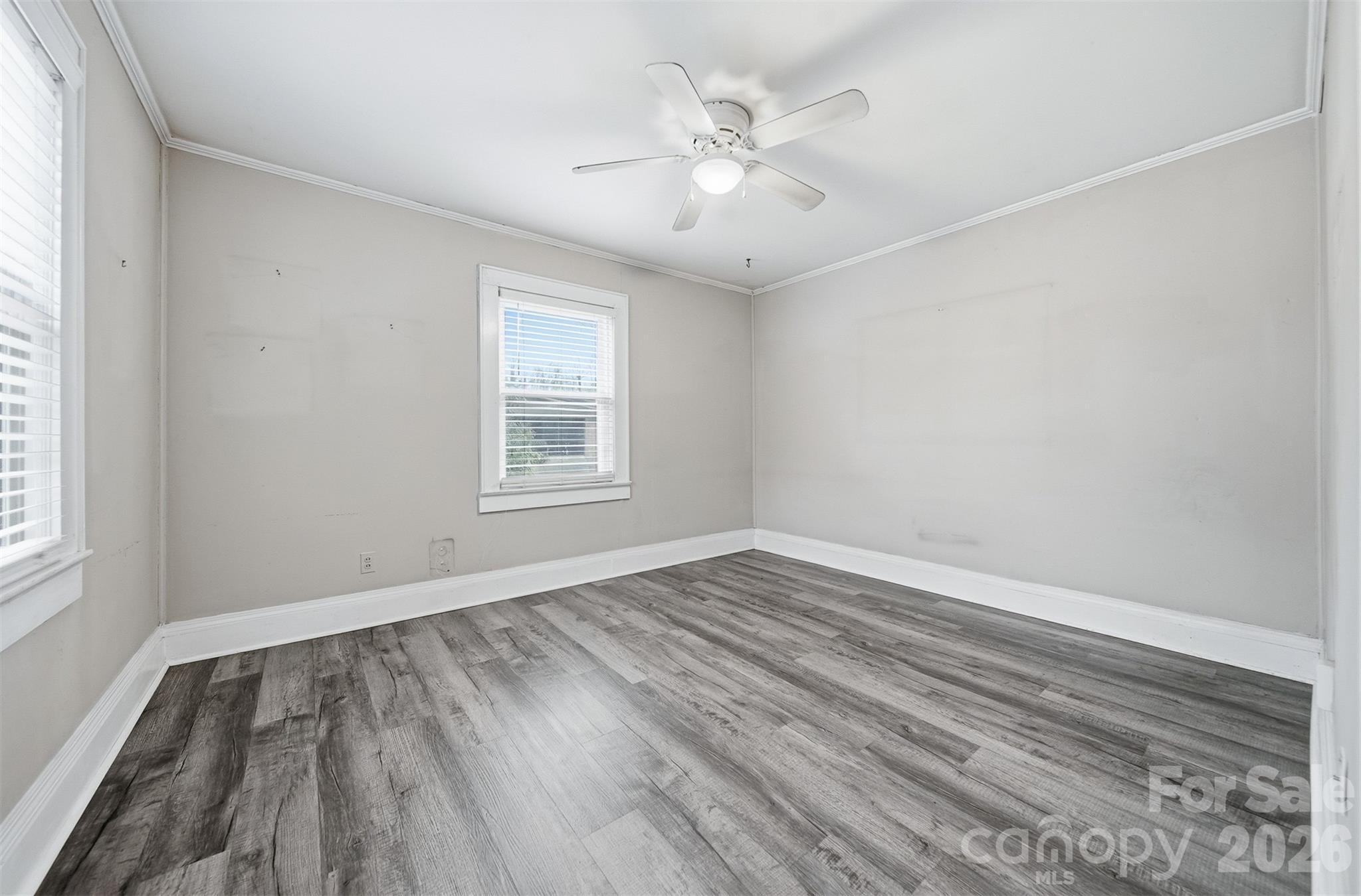 2036 4th Street NE — Hickory
