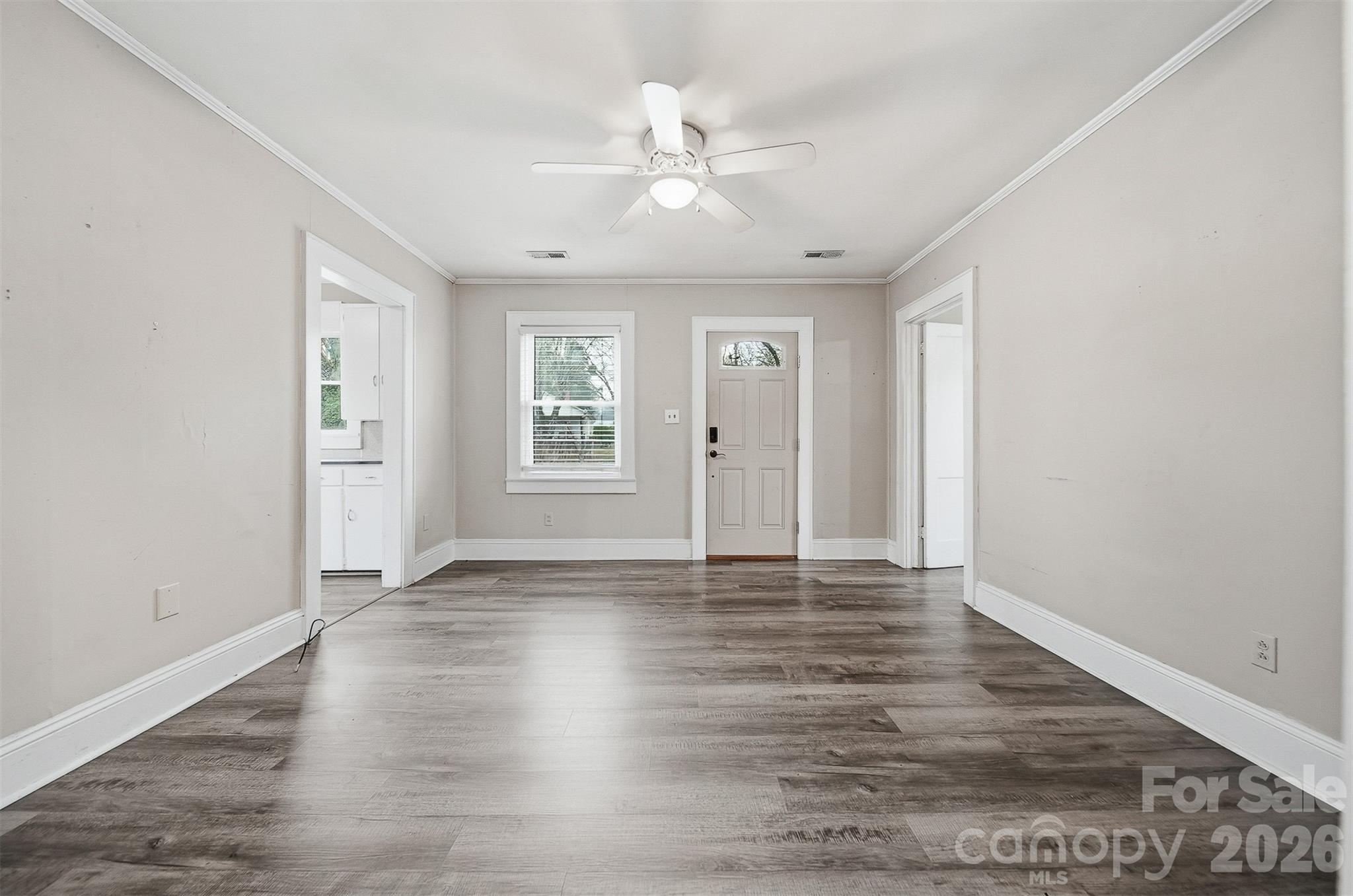 2036 4th Street NE — Hickory