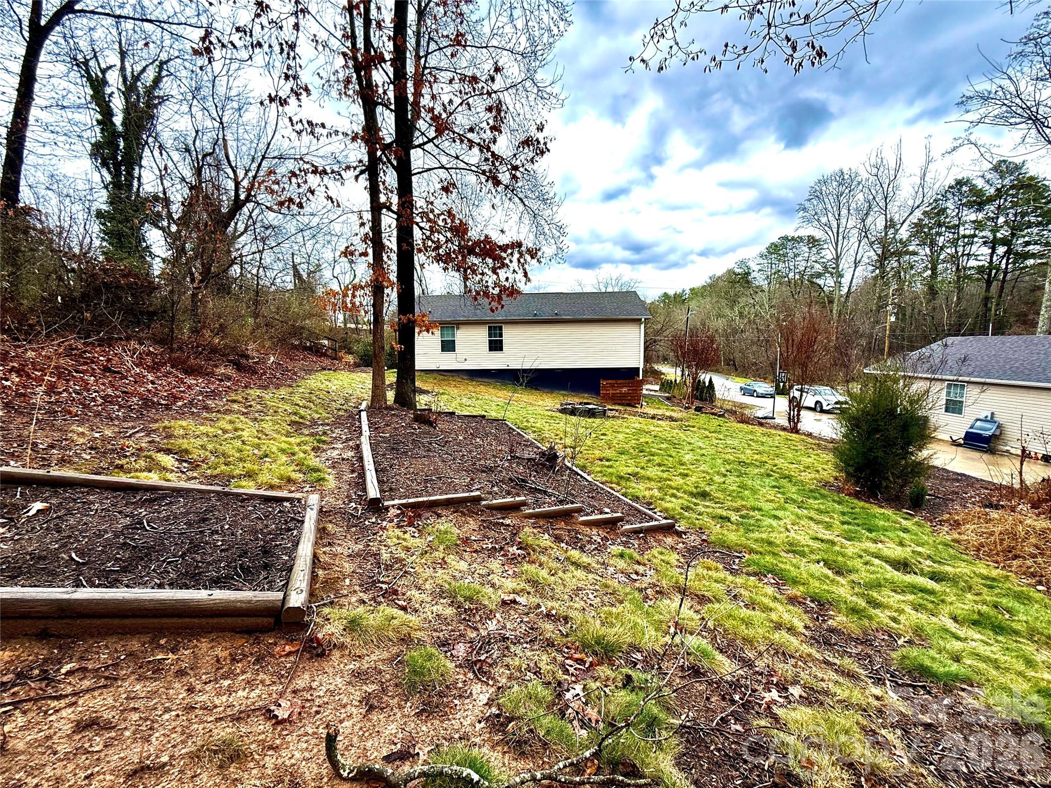 11 Pisgah View Road — Asheville