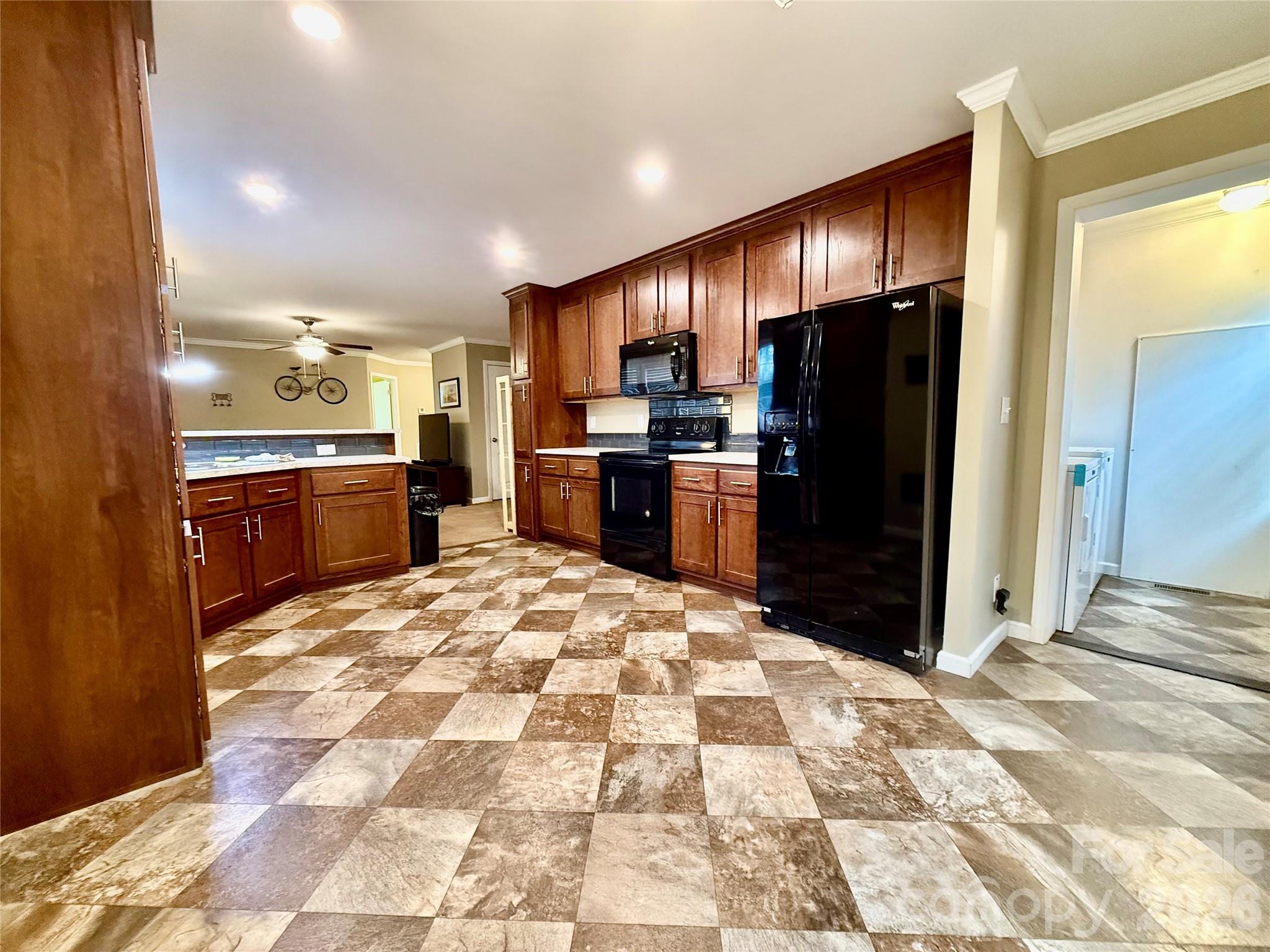11 Pisgah View Road — Asheville
