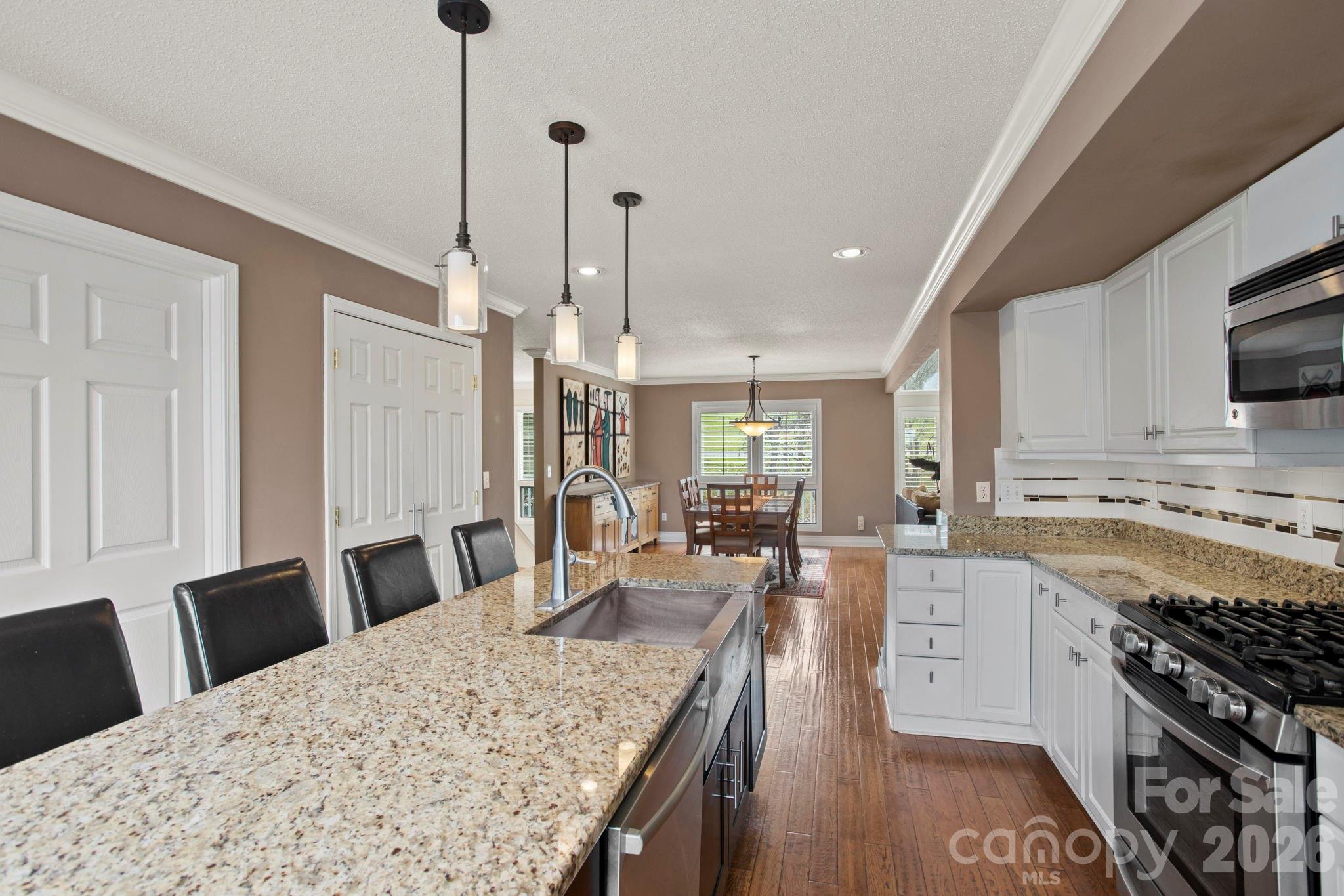 122 Broadmoor Drive — Flat Rock