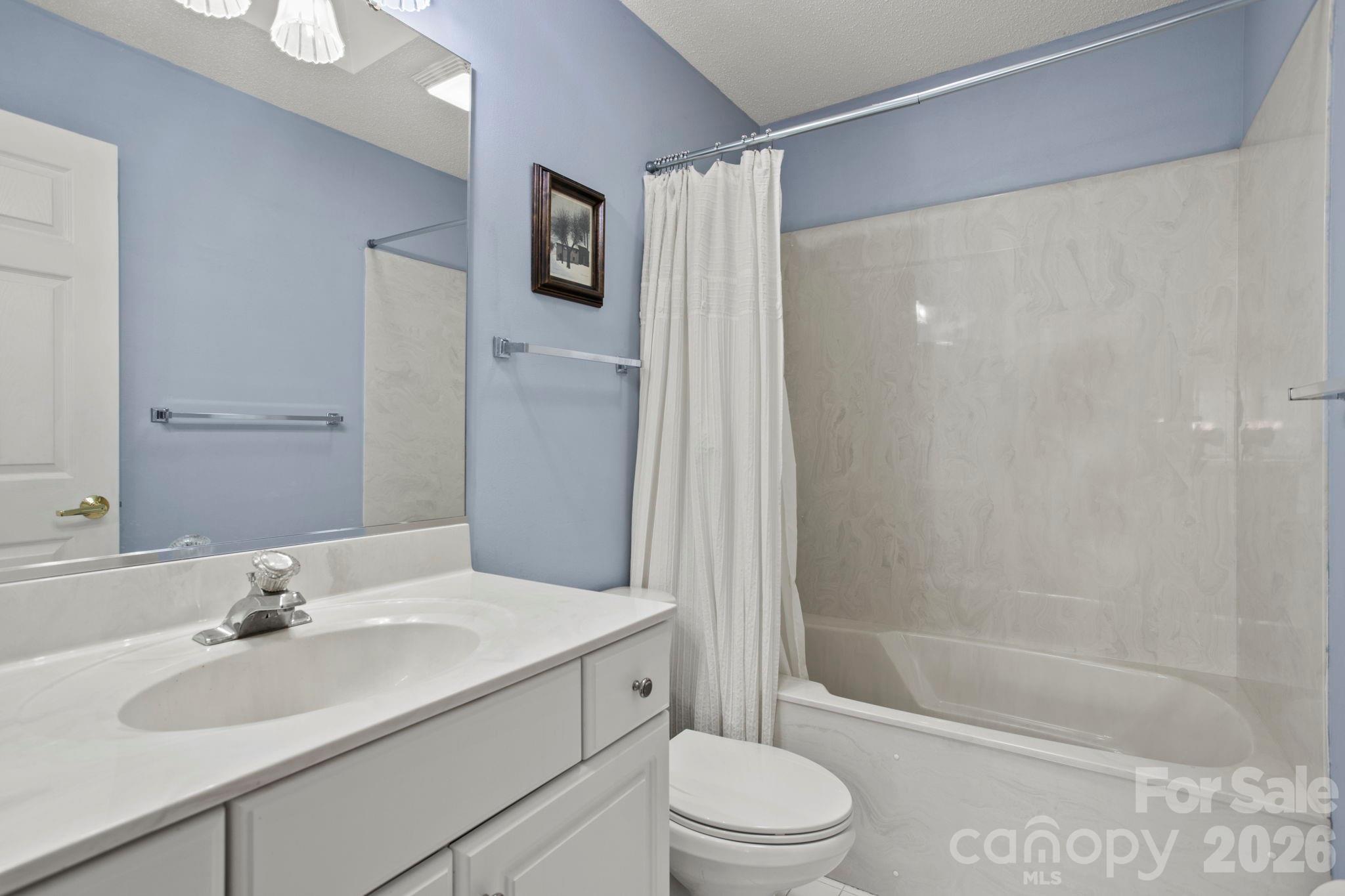 122 Broadmoor Drive — Flat Rock