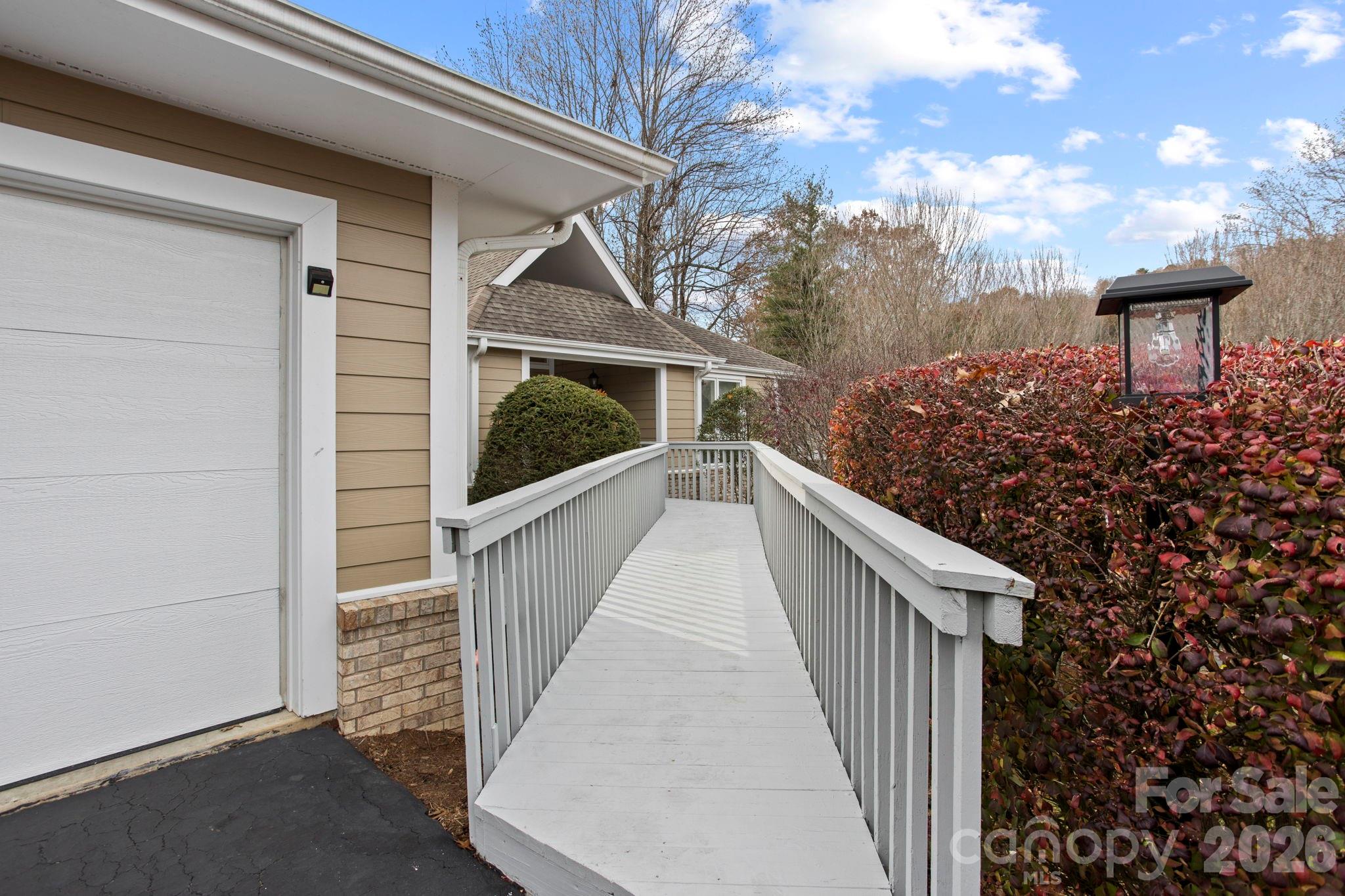 122 Broadmoor Drive — Flat Rock
