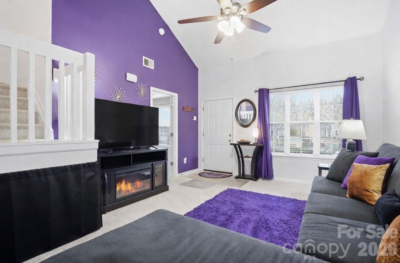 8376 Rudolph Road — Charlotte
