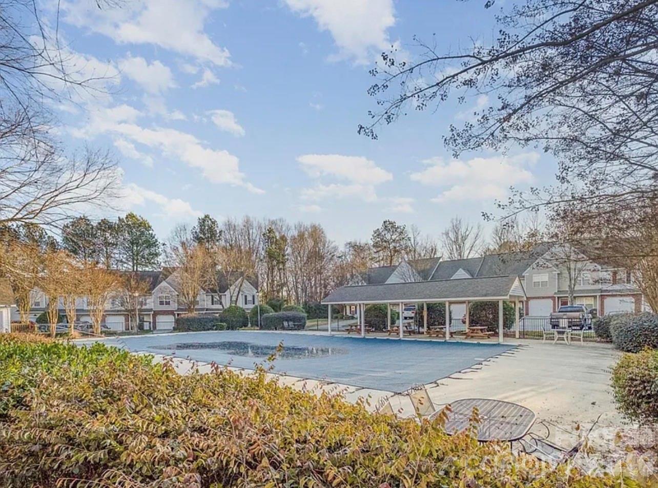 8376 Rudolph Road — Charlotte
