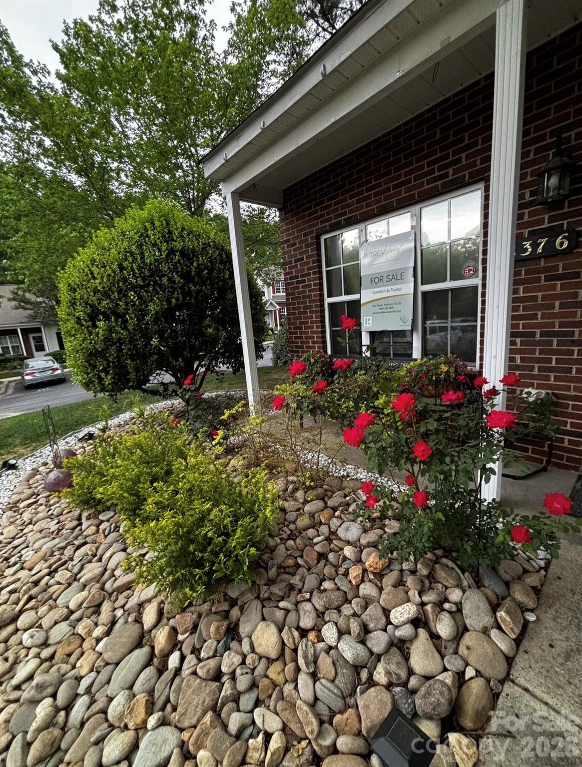 8376 Rudolph Road — Charlotte
