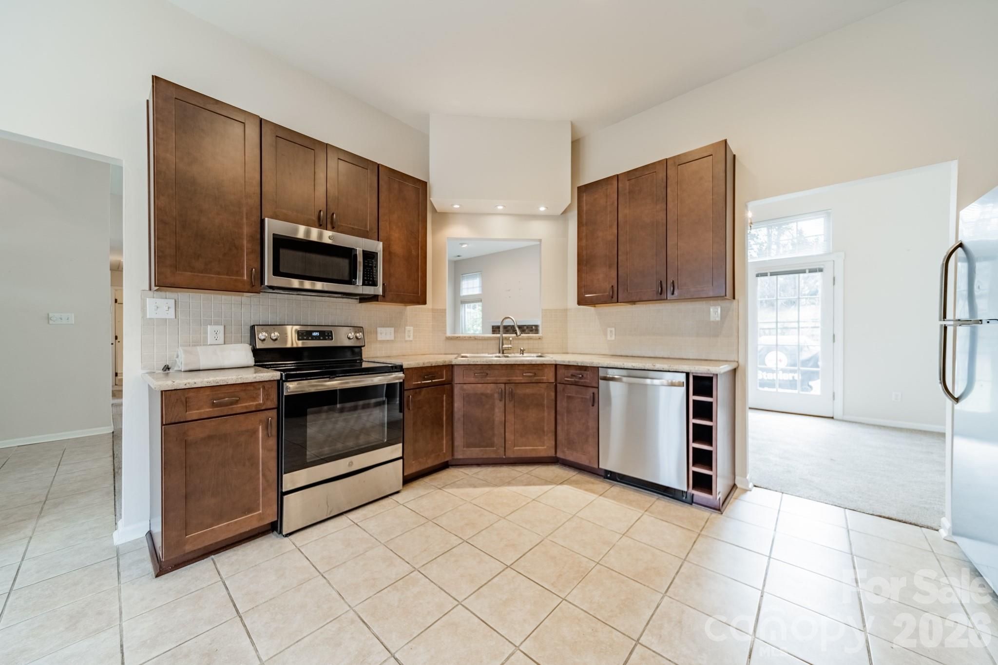 9409 Cedar River Road — Huntersville