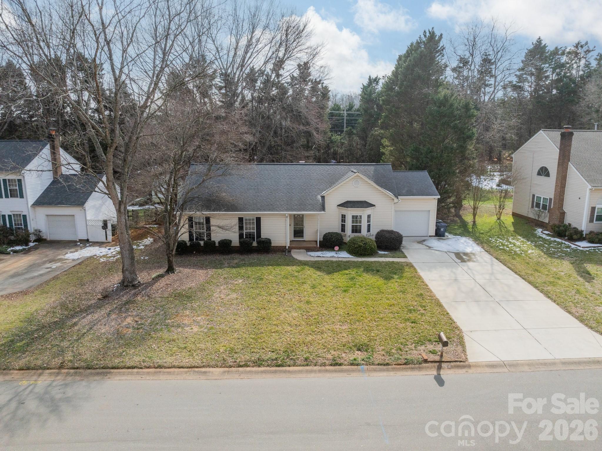 9409 Cedar River Road — Huntersville