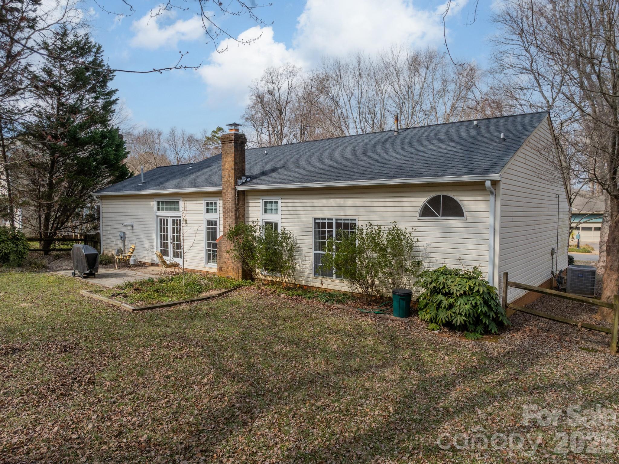 9409 Cedar River Road — Huntersville