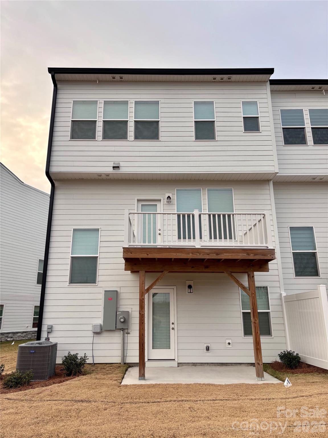 2140 Barrowcliffe Drive NW — Concord