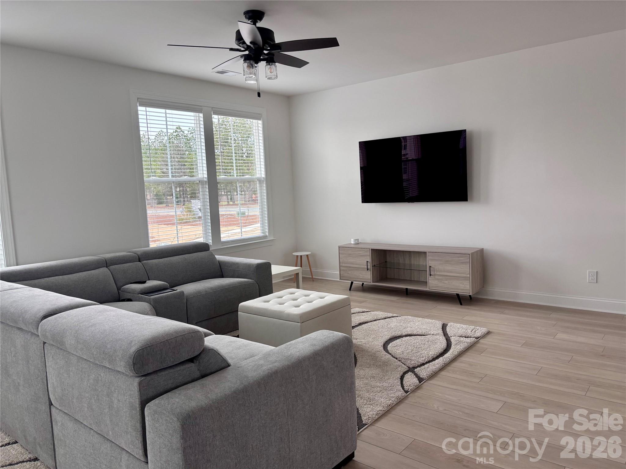 2140 Barrowcliffe Drive NW — Concord