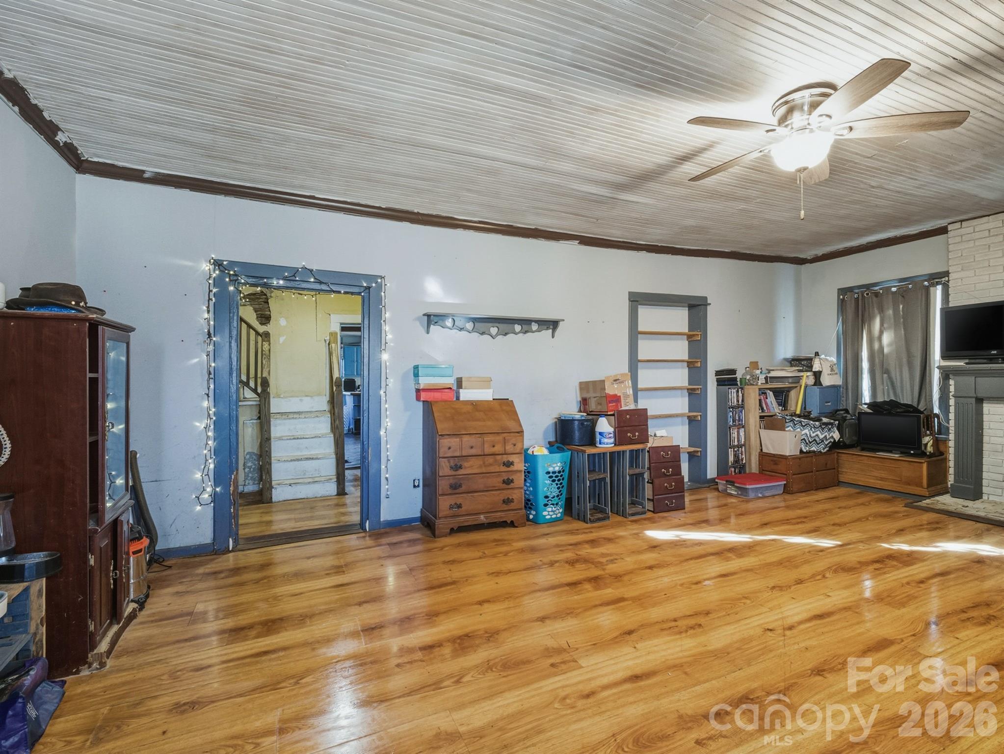 3030 Shannon Street — Sharon