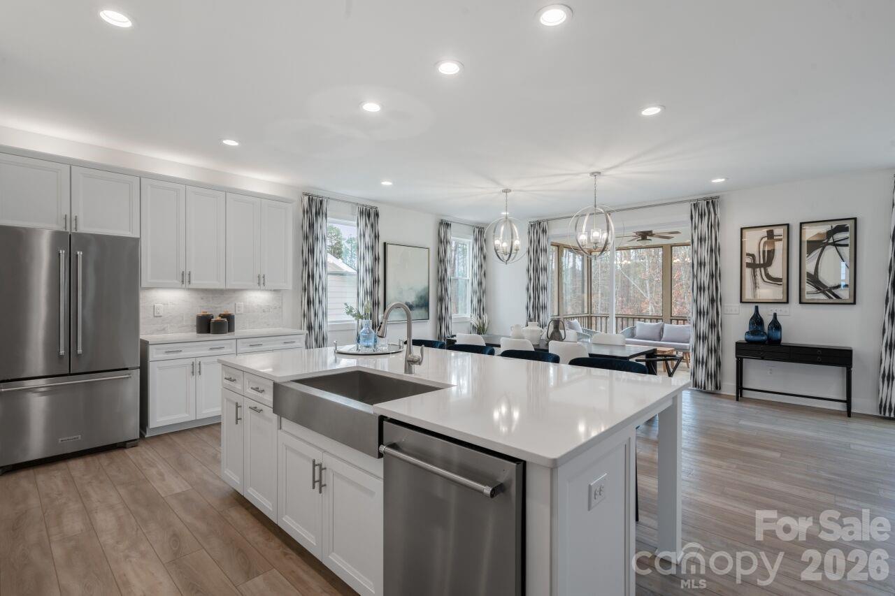 2647 Mabel Lane — Monroe