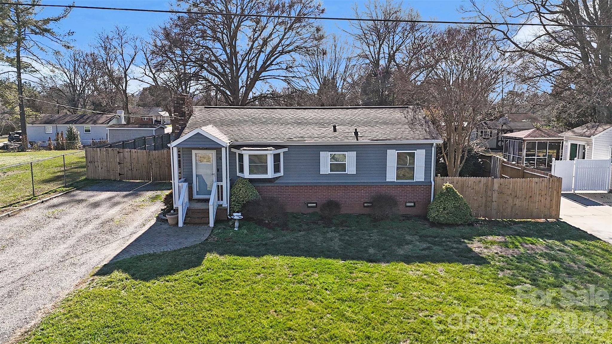 410 E Indiana Avenue — Bessemer City