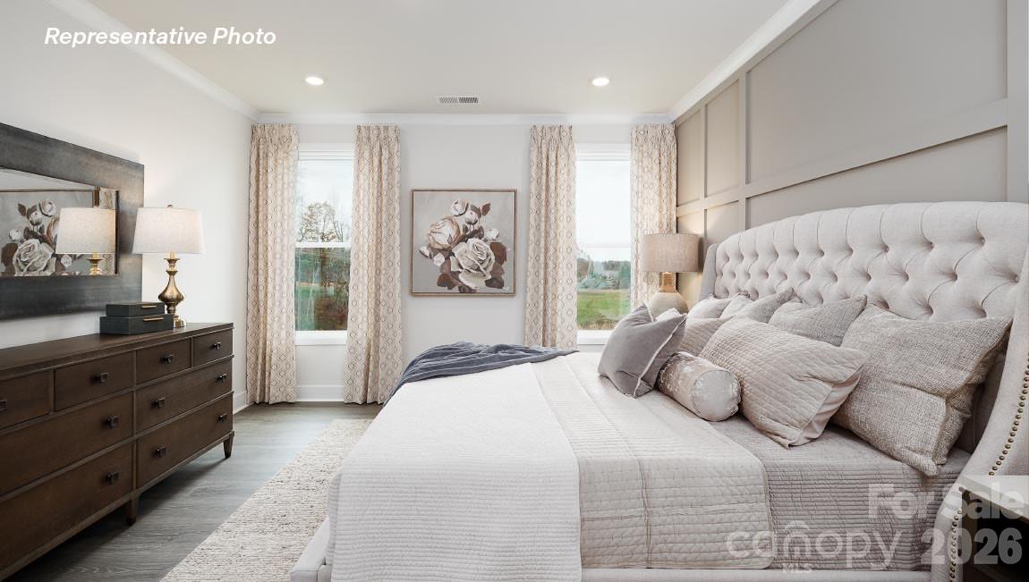 3233 Oberon Street — York