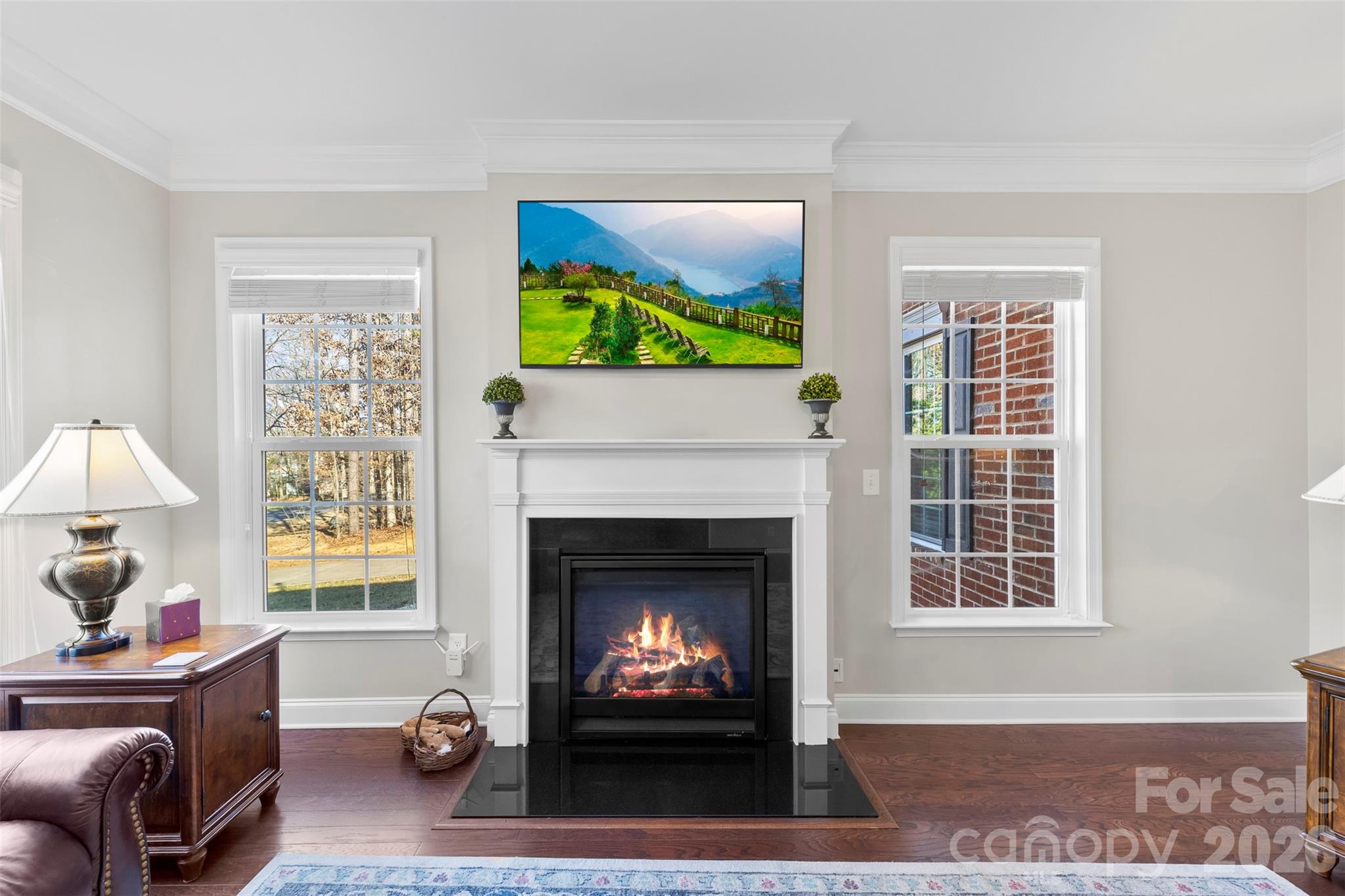 2720 Lakefront Drive — Belmont