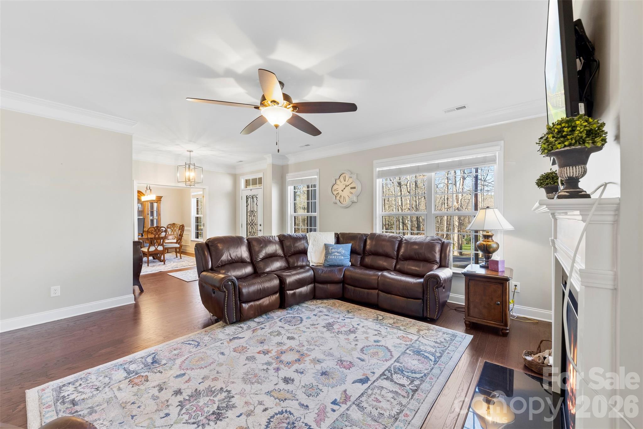 2720 Lakefront Drive — Belmont