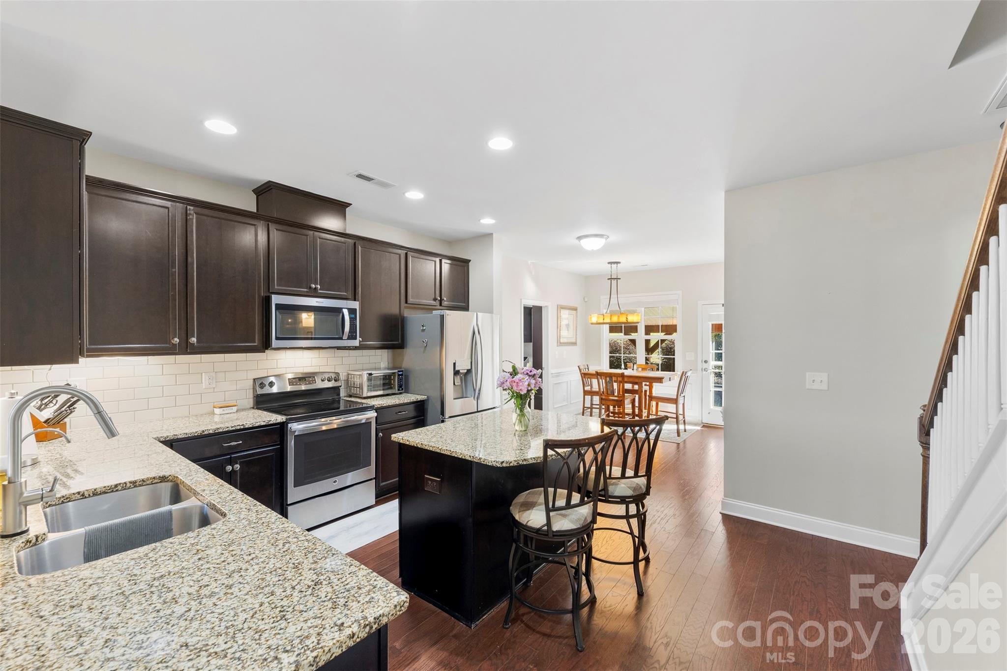 2720 Lakefront Drive — Belmont