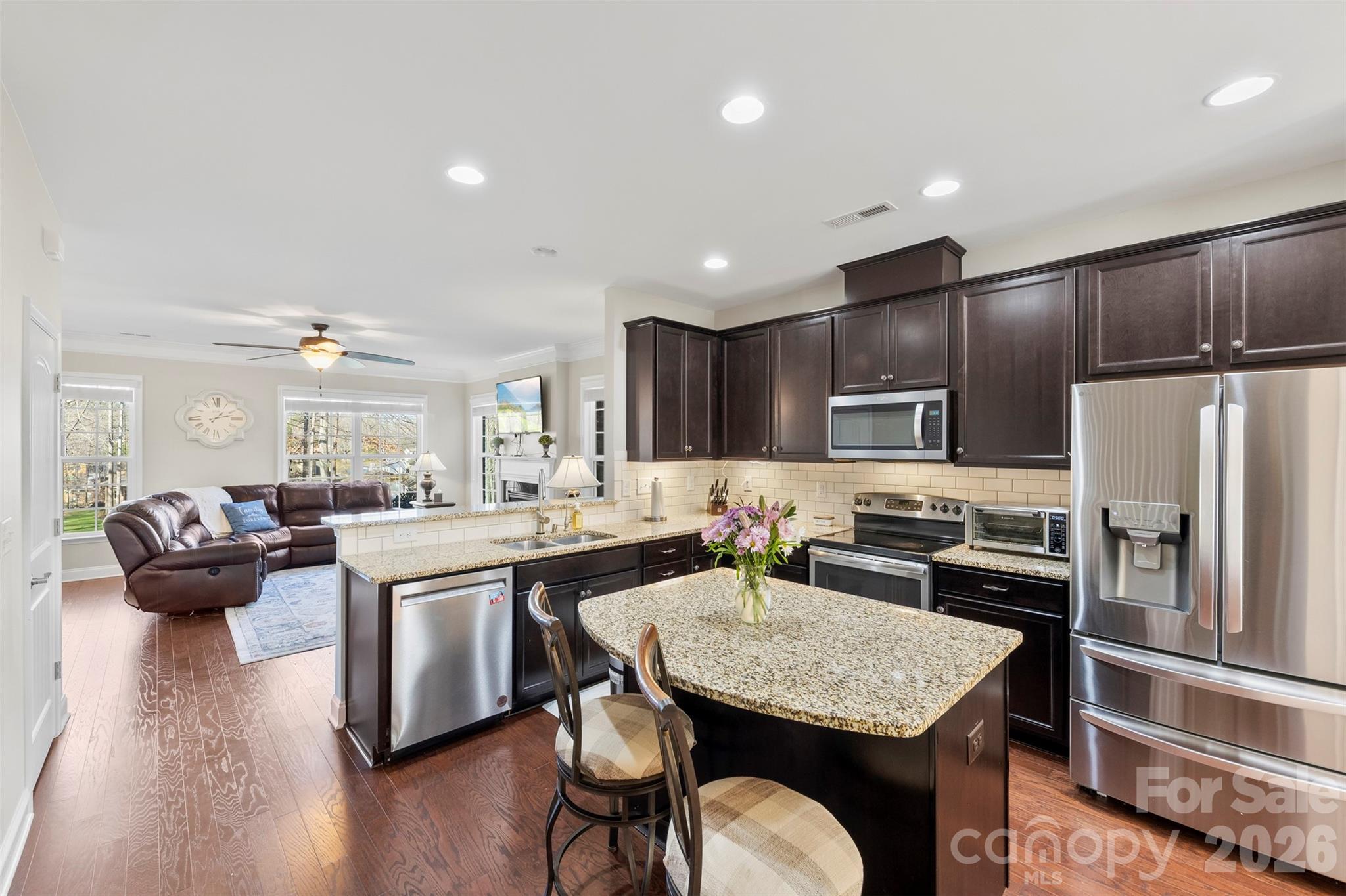 2720 Lakefront Drive — Belmont