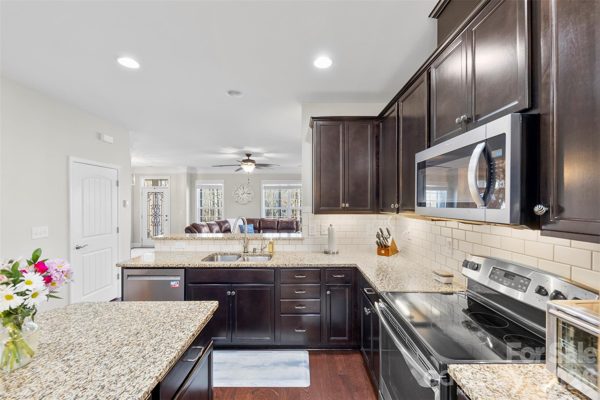 2720 Lakefront Drive — Belmont