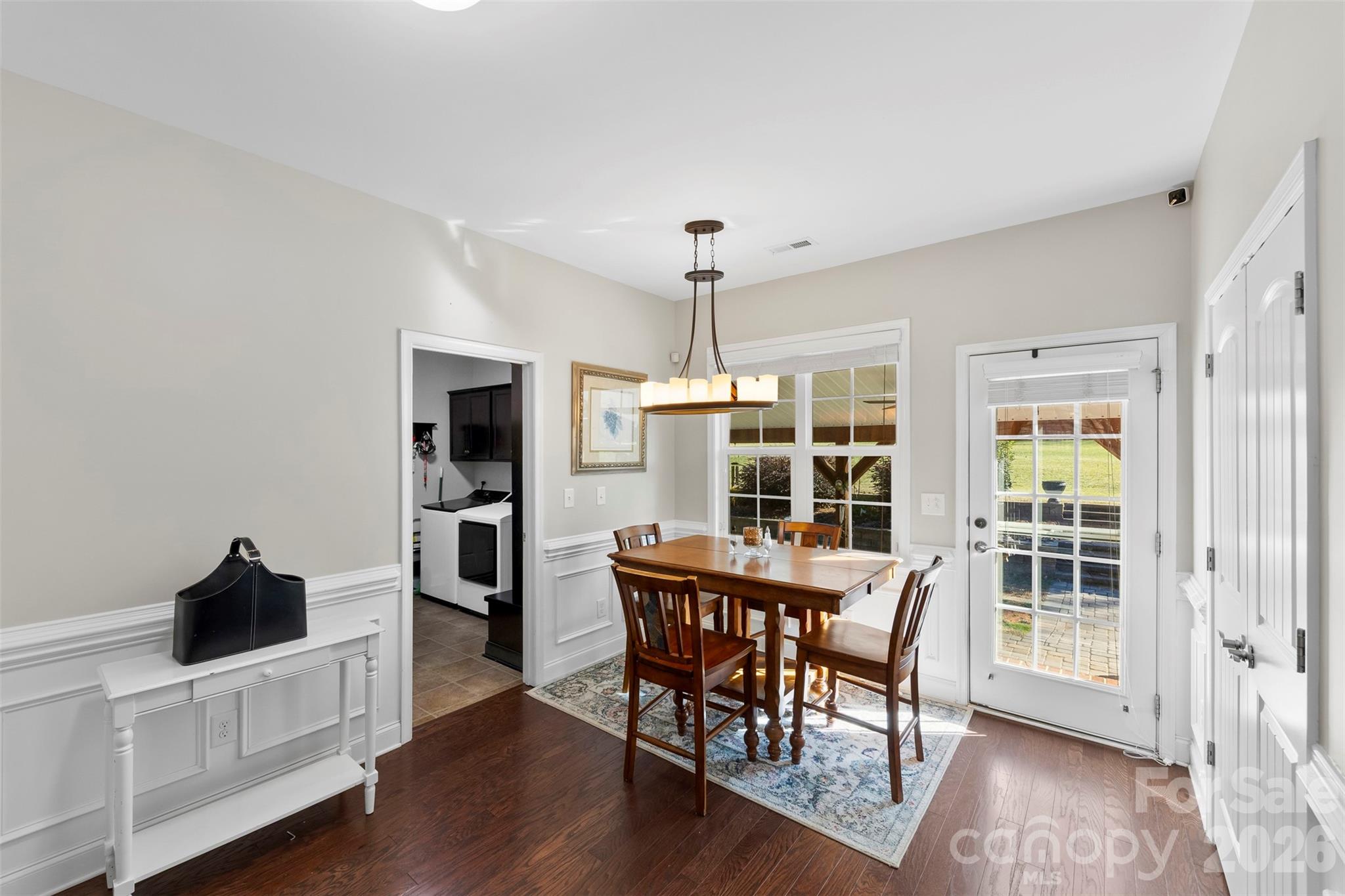 2720 Lakefront Drive — Belmont