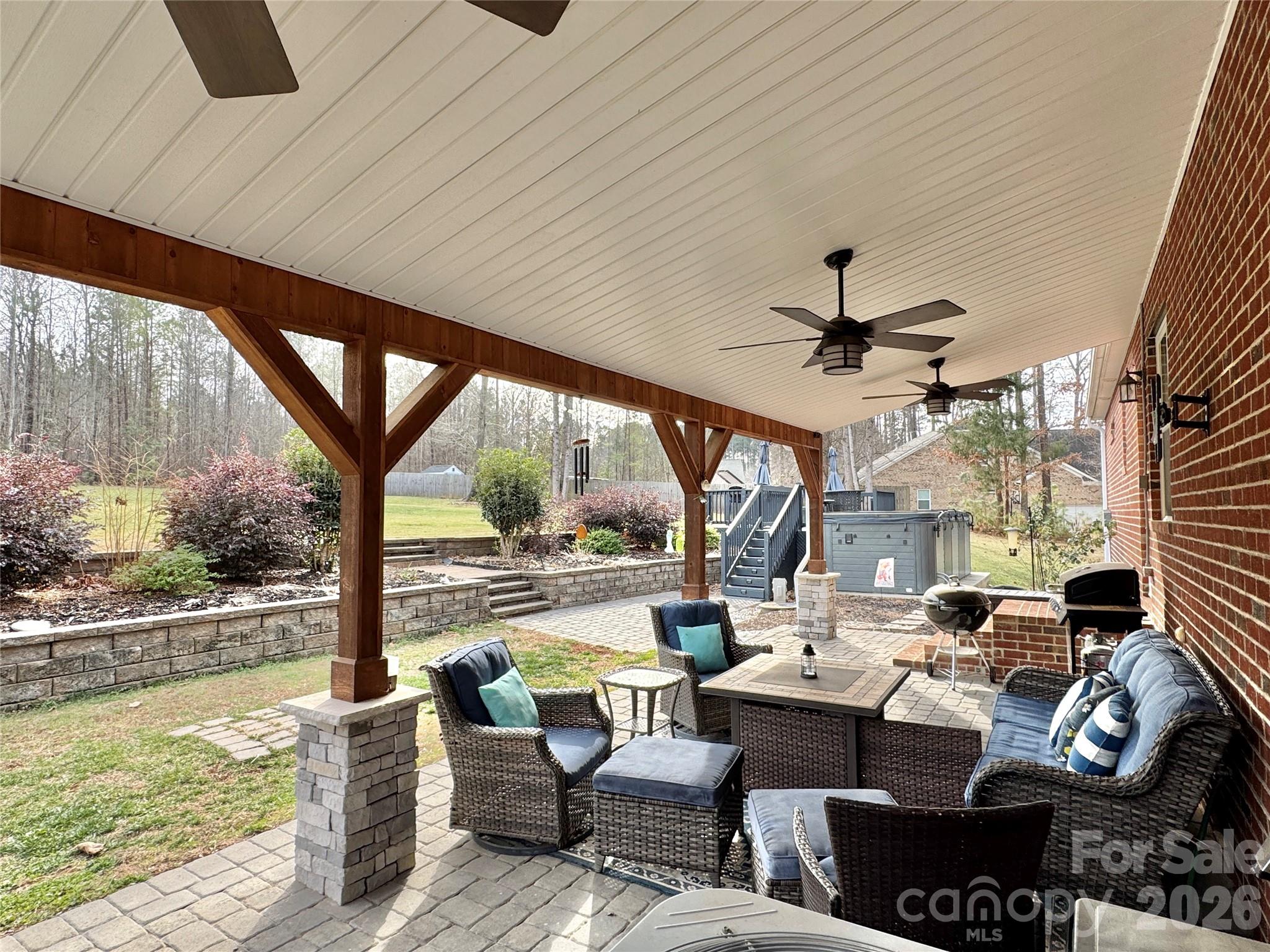 2720 Lakefront Drive — Belmont
