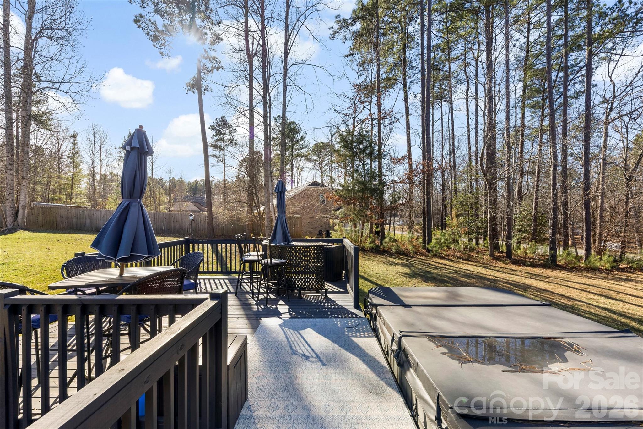 2720 Lakefront Drive — Belmont