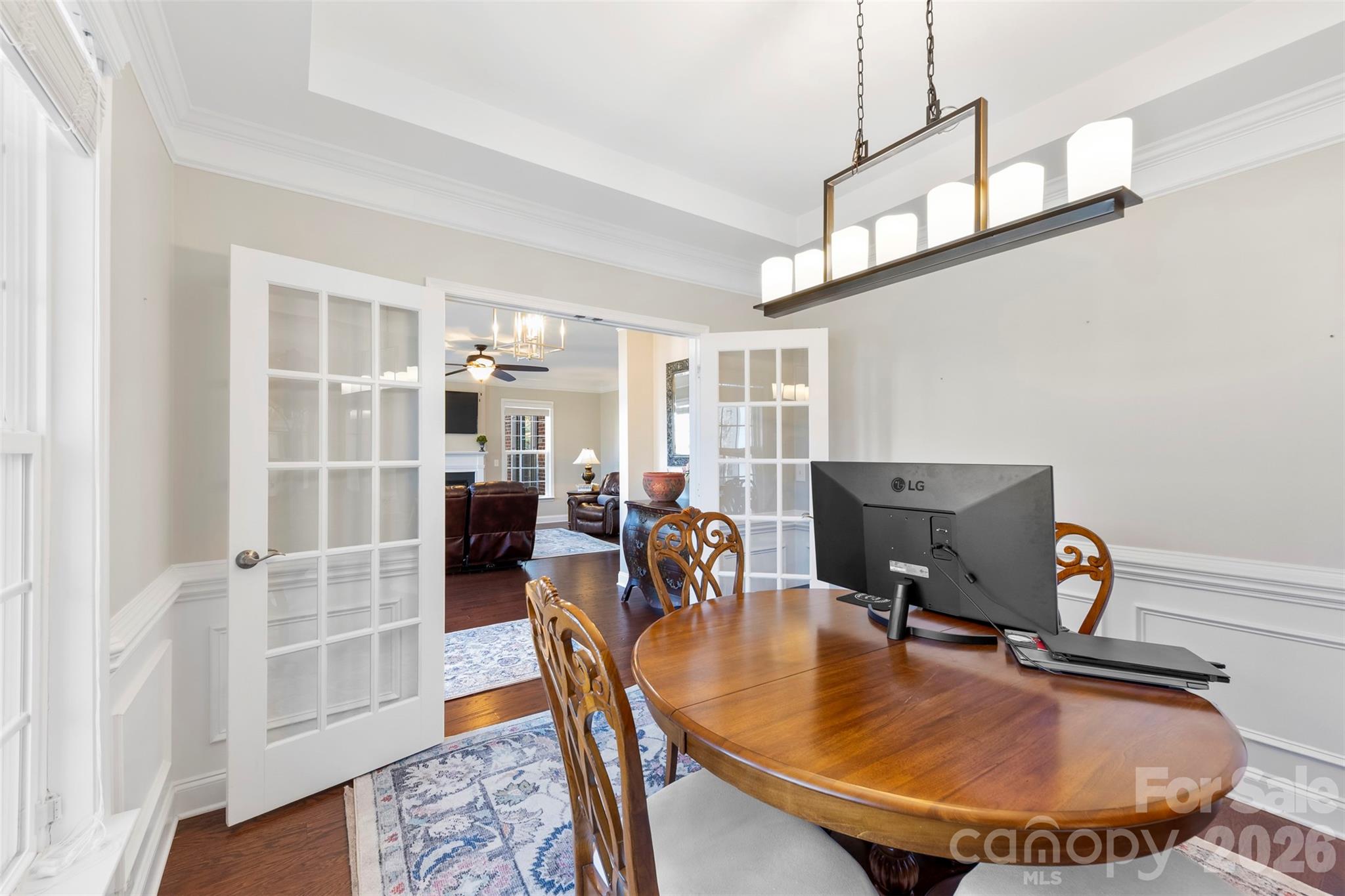 2720 Lakefront Drive — Belmont