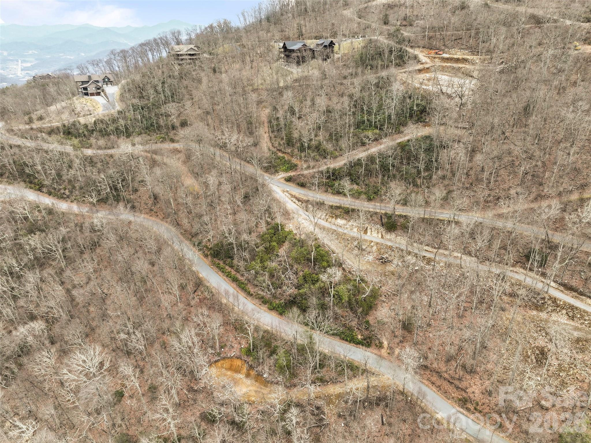 1480 Odalu Trail — Maggie Valley