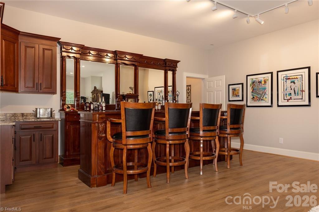 204 Violet Ridge — Lowgap