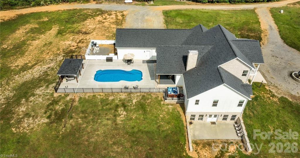 204 Violet Ridge — Lowgap
