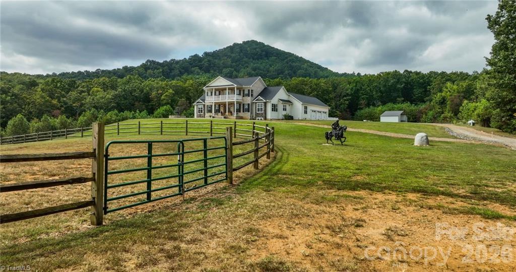 204 Violet Ridge — Lowgap