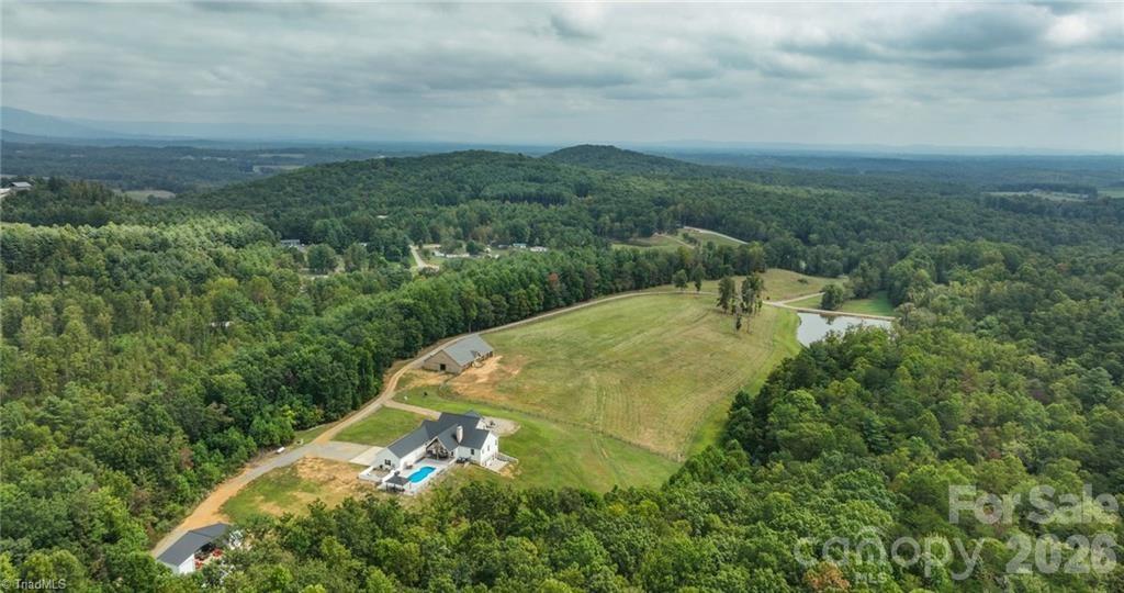 204 Violet Ridge — Lowgap