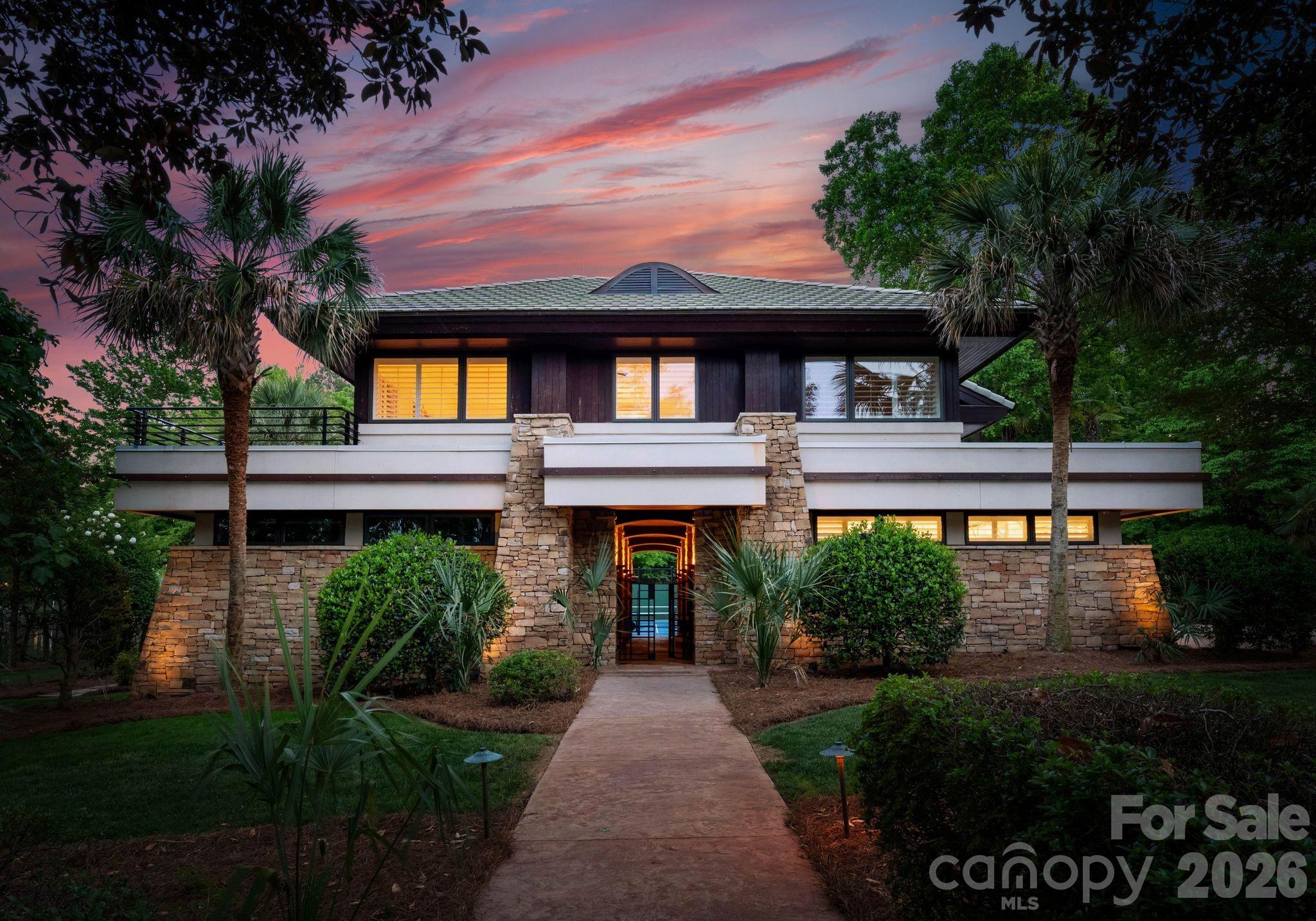 14051 Island Drive — Huntersville