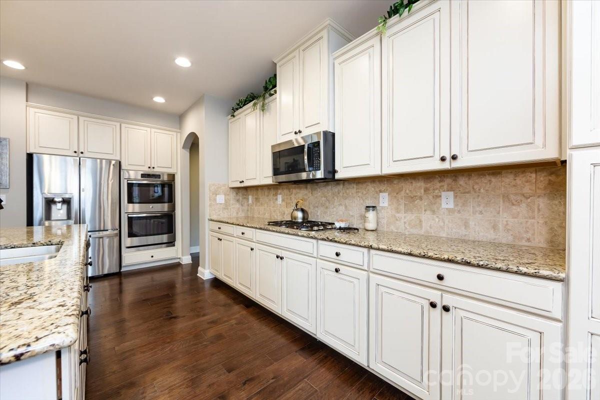 7335 Millstone Circle SW — Concord