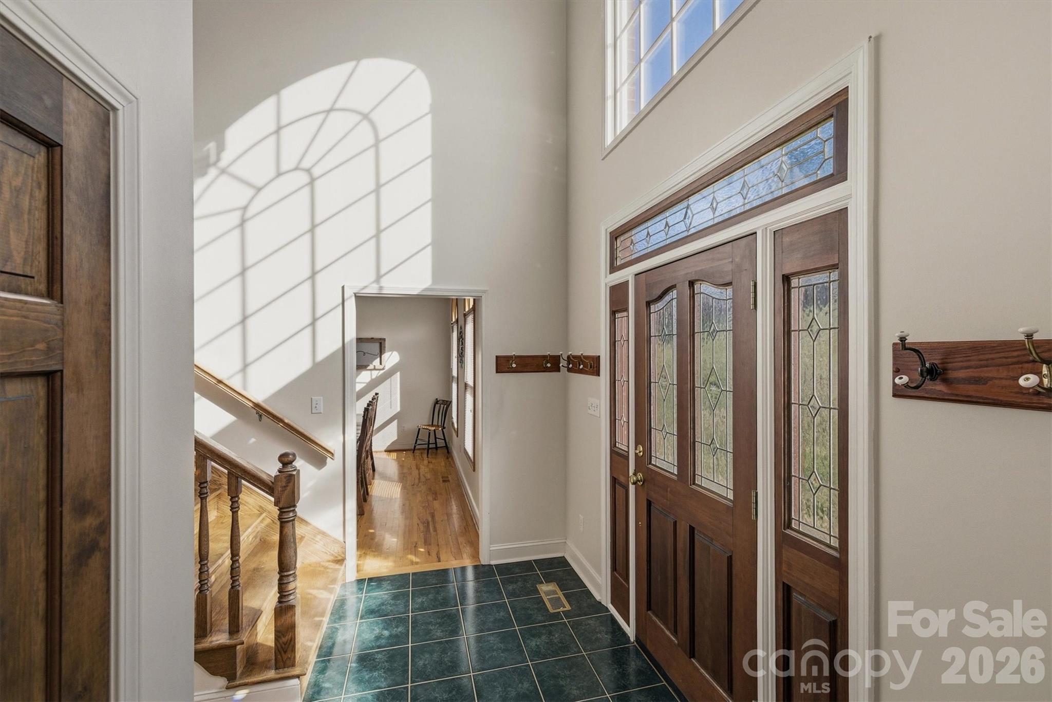 46 Mariners Point Lane — Hickory