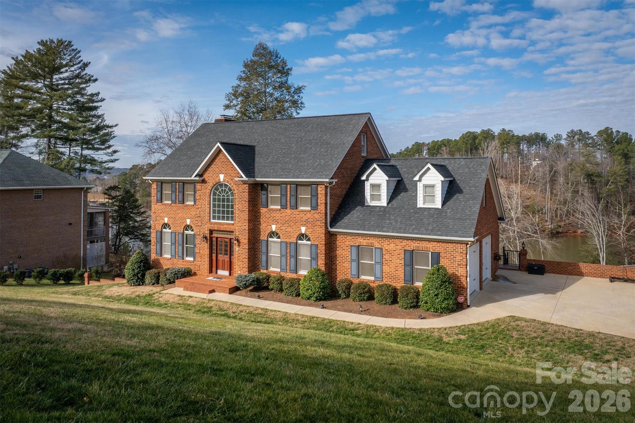 46 Mariners Point Lane — Hickory