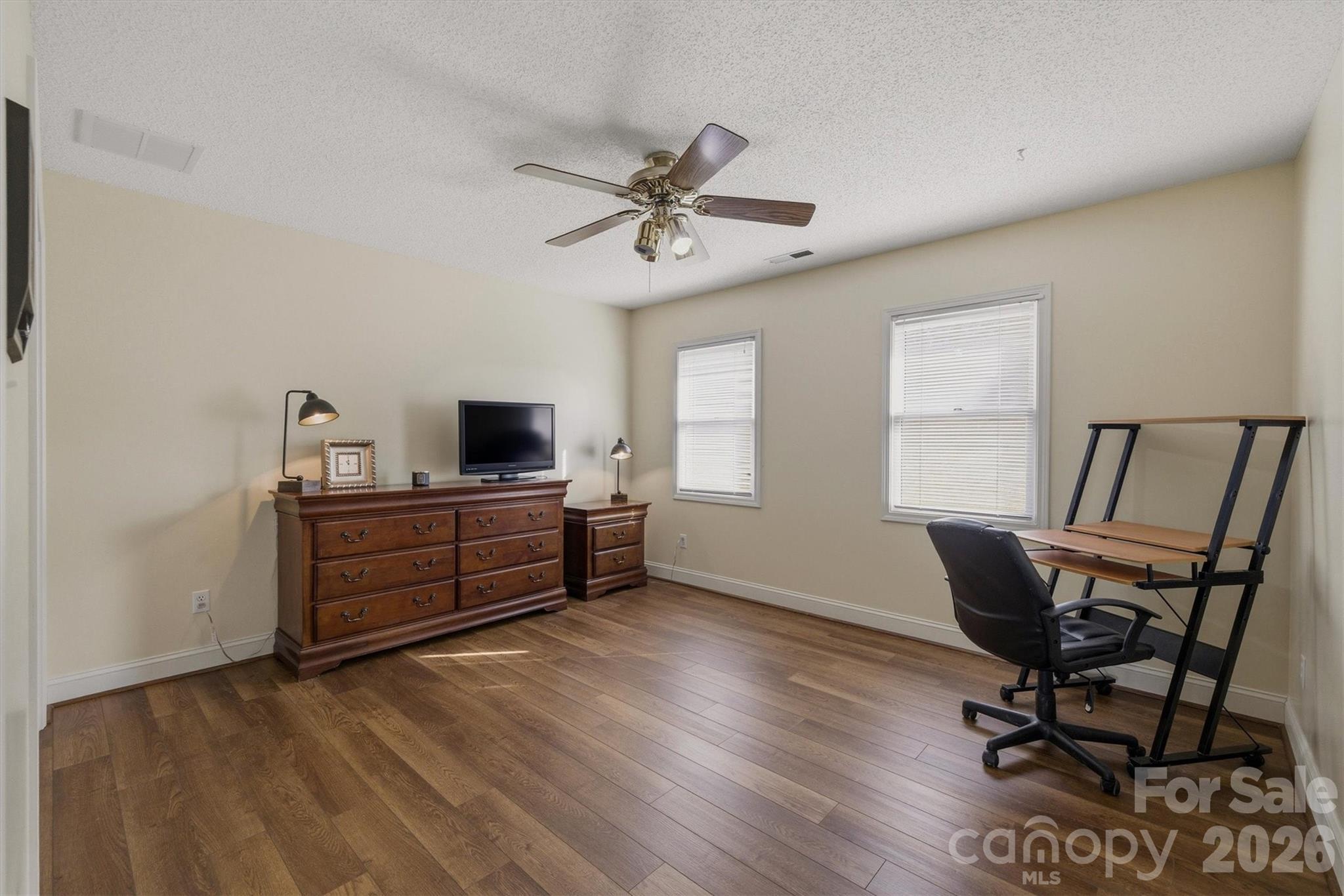 46 Mariners Point Lane — Hickory