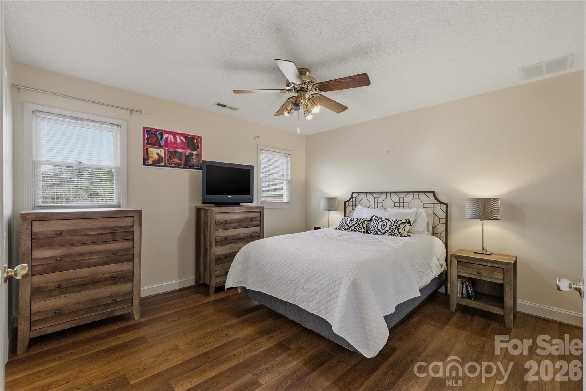 46 Mariners Point Lane — Hickory