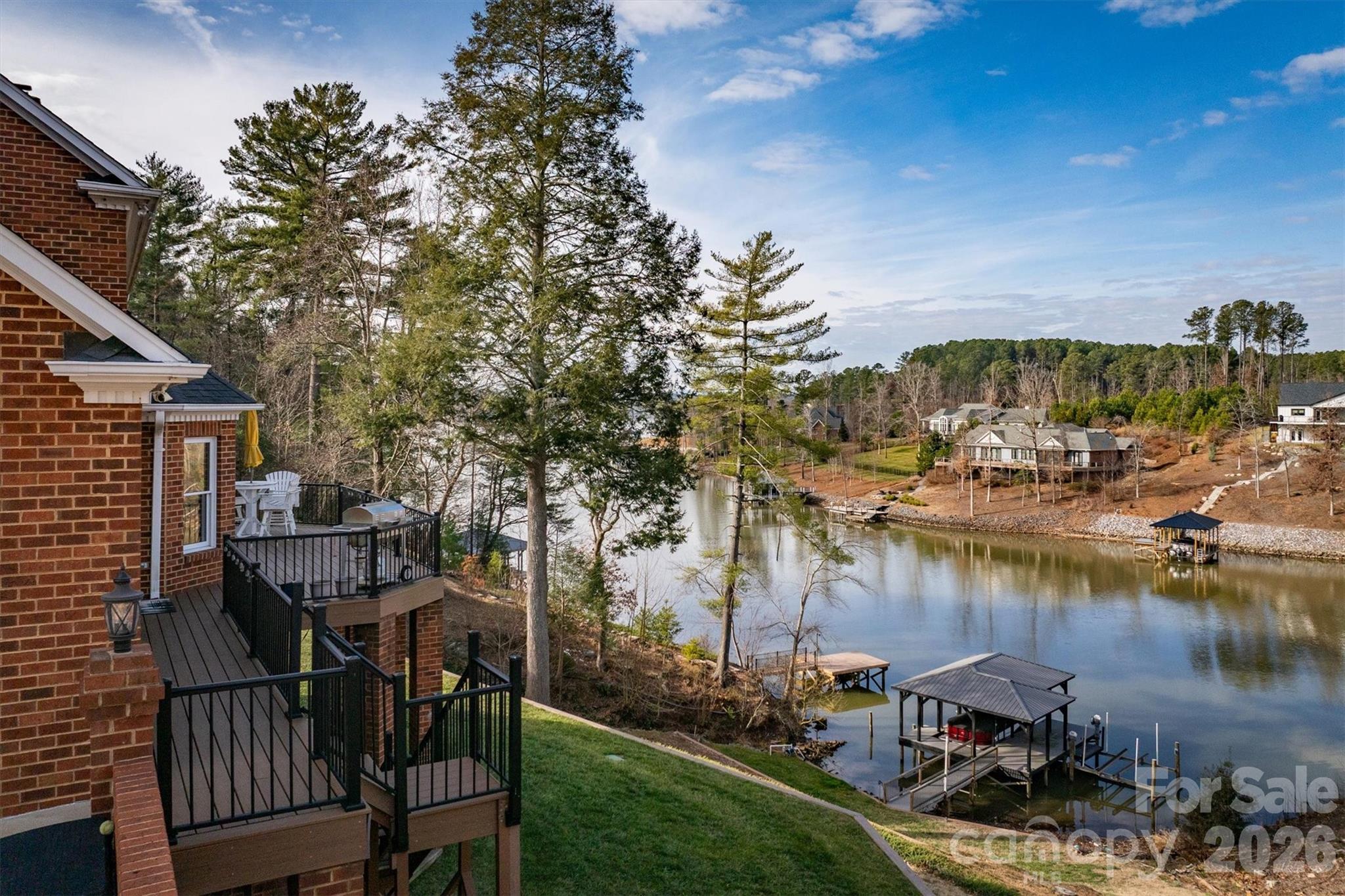 46 Mariners Point Lane — Hickory