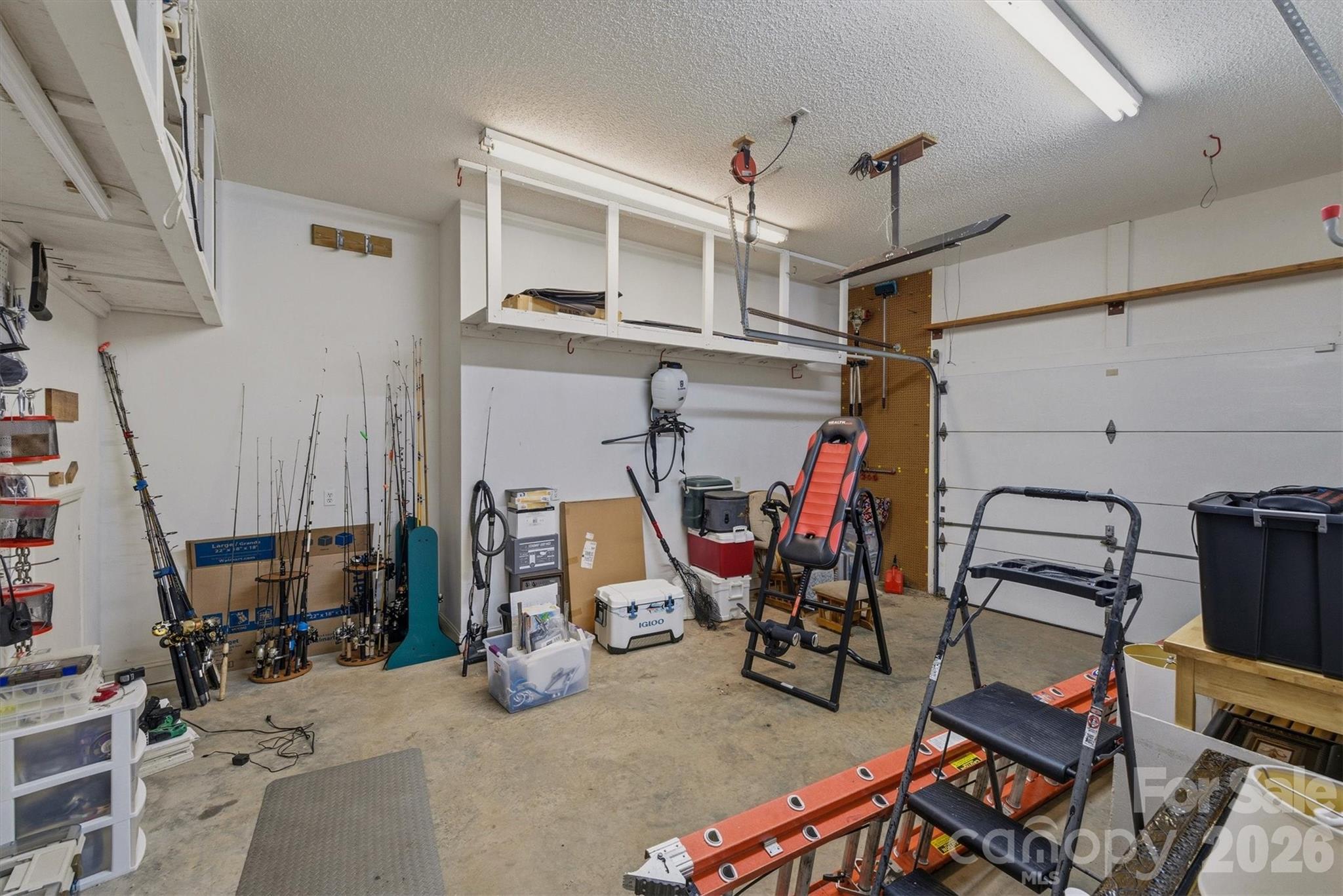 46 Mariners Point Lane — Hickory