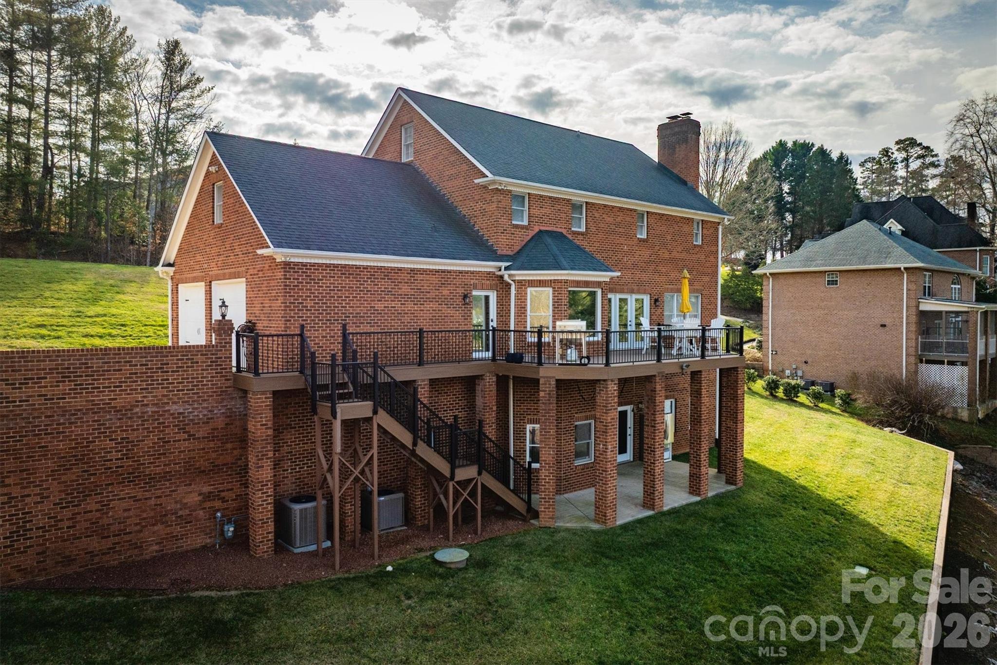 46 Mariners Point Lane — Hickory