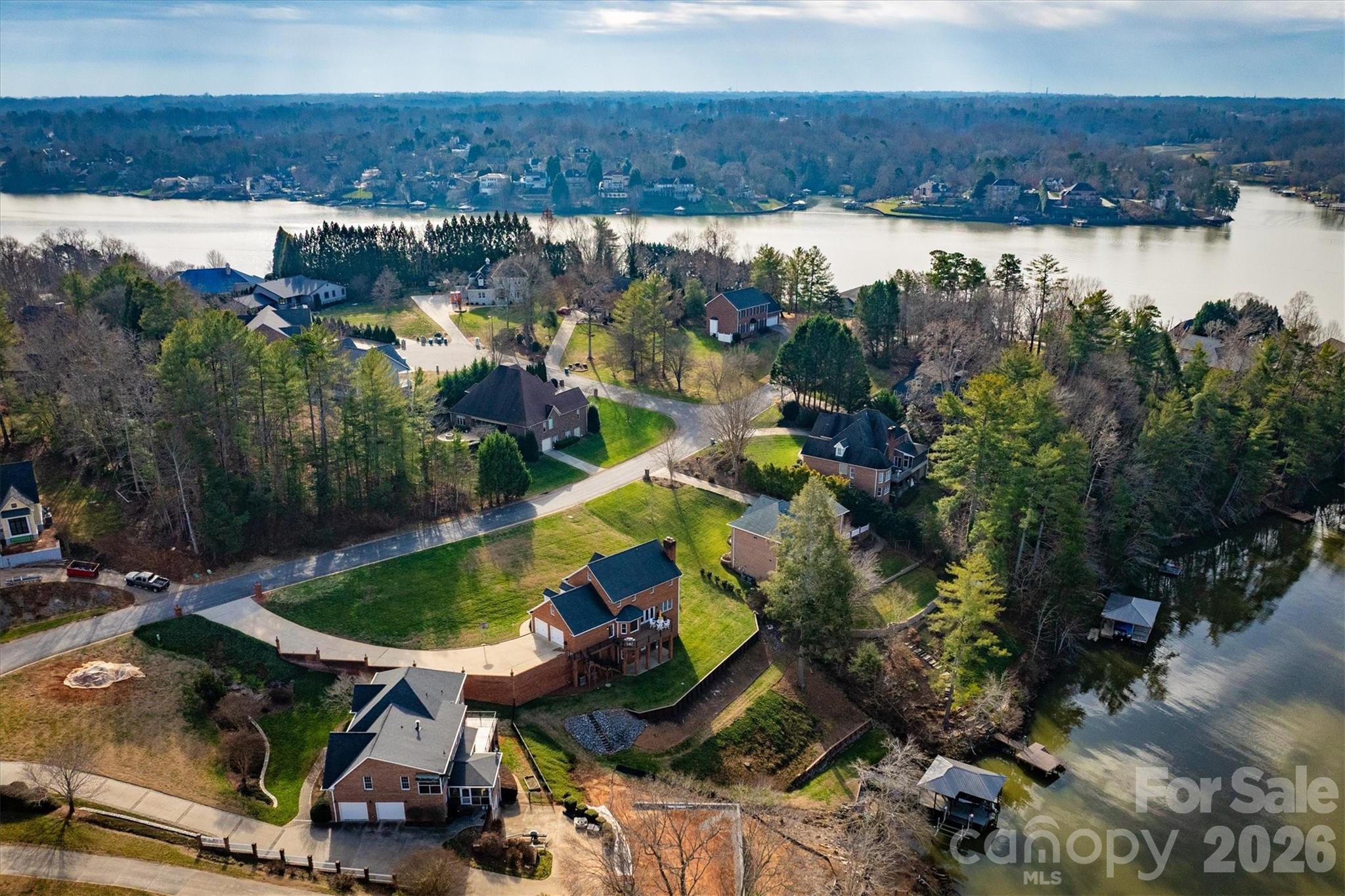 46 Mariners Point Lane — Hickory