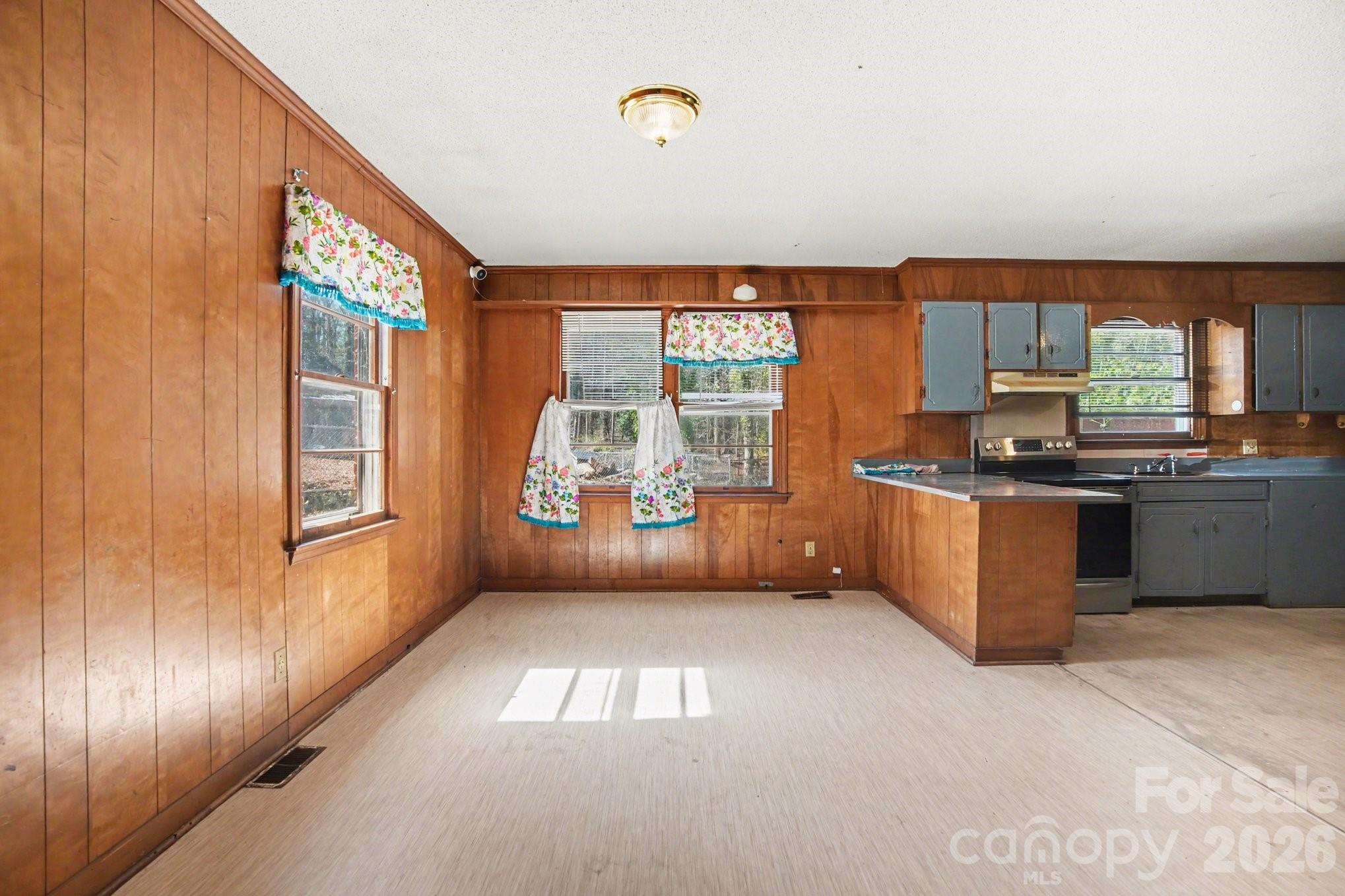 105 Shelton Circle — Wadesboro