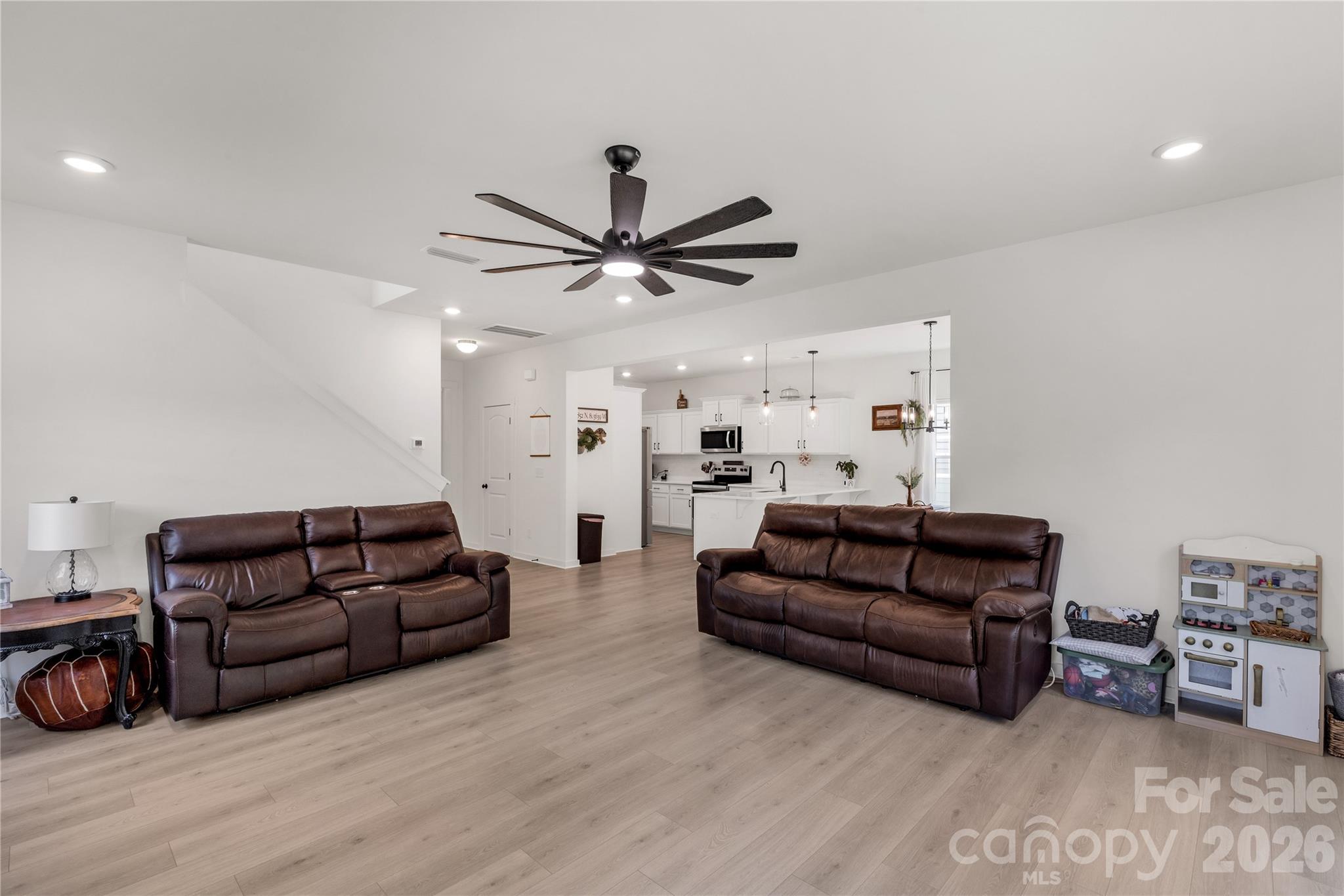 11117 Argosy Drive — Lancaster