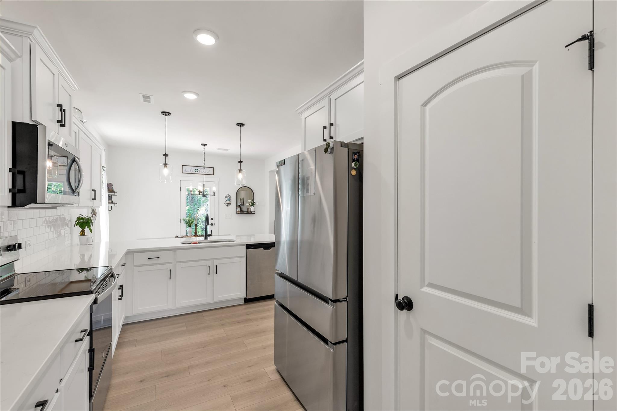 11117 Argosy Drive — Lancaster