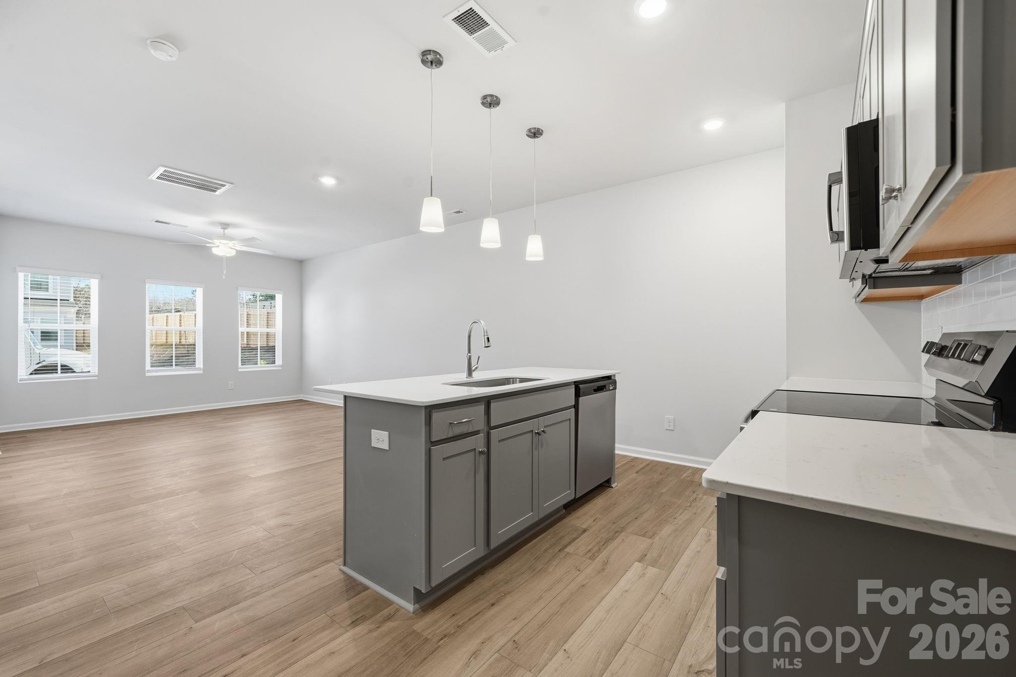 5114 Orchardview Way #31 — Charlotte